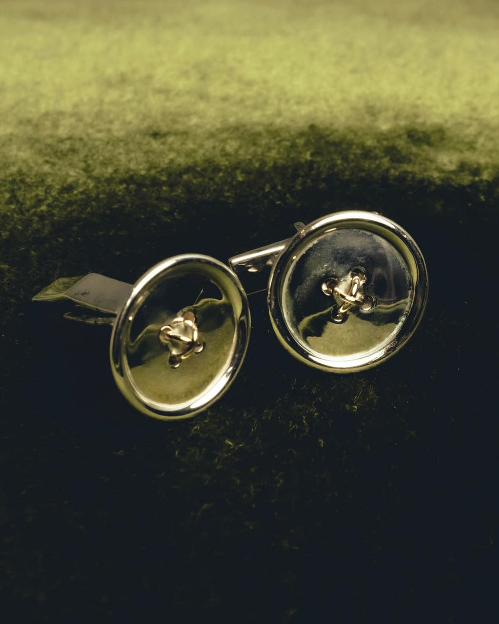 "Tiffany & Co." 90's-00's Sterling silver knot cufflinks