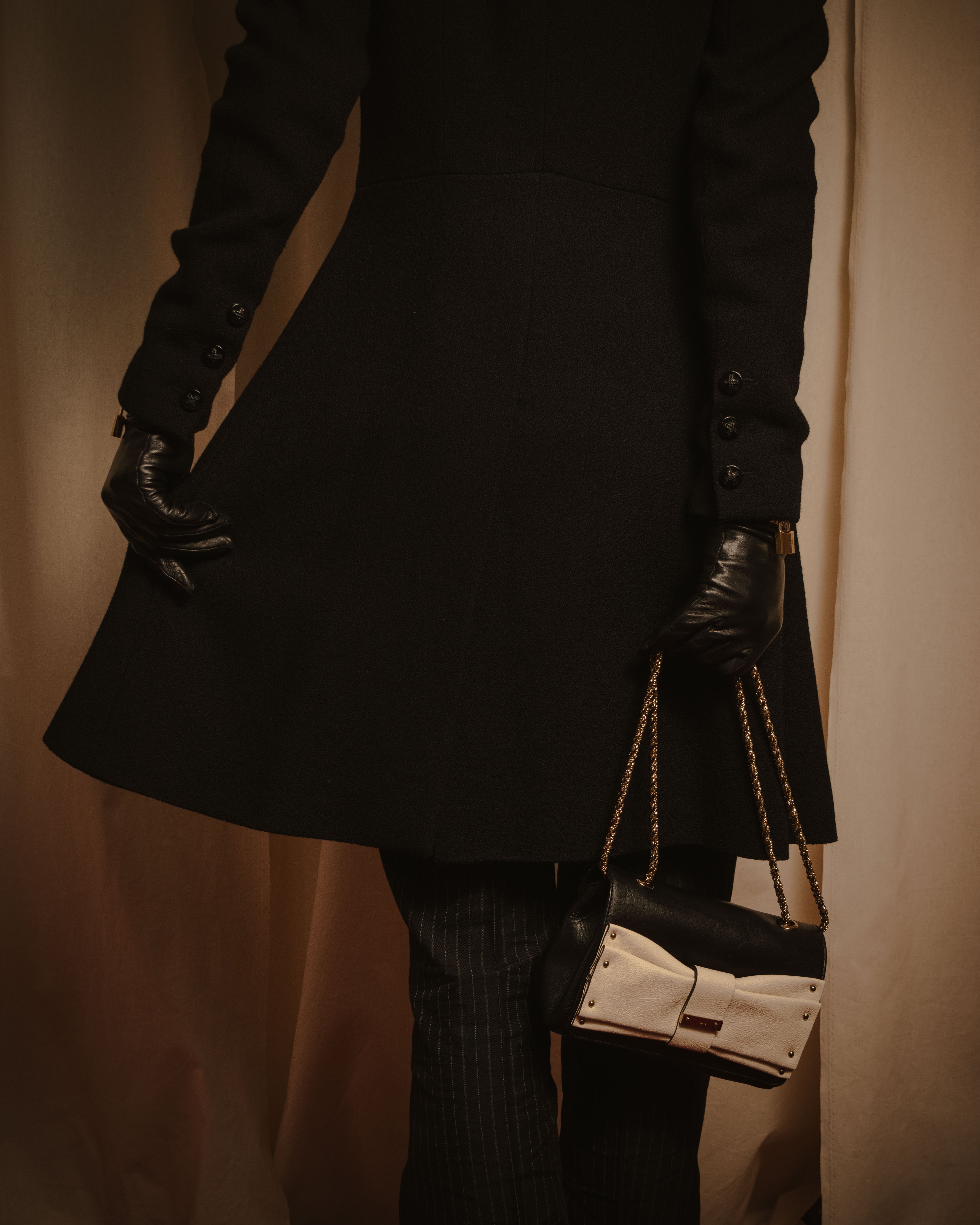 –SPECIAL– "CHANEL" 04SS sculpted princess-line wool crepe coat