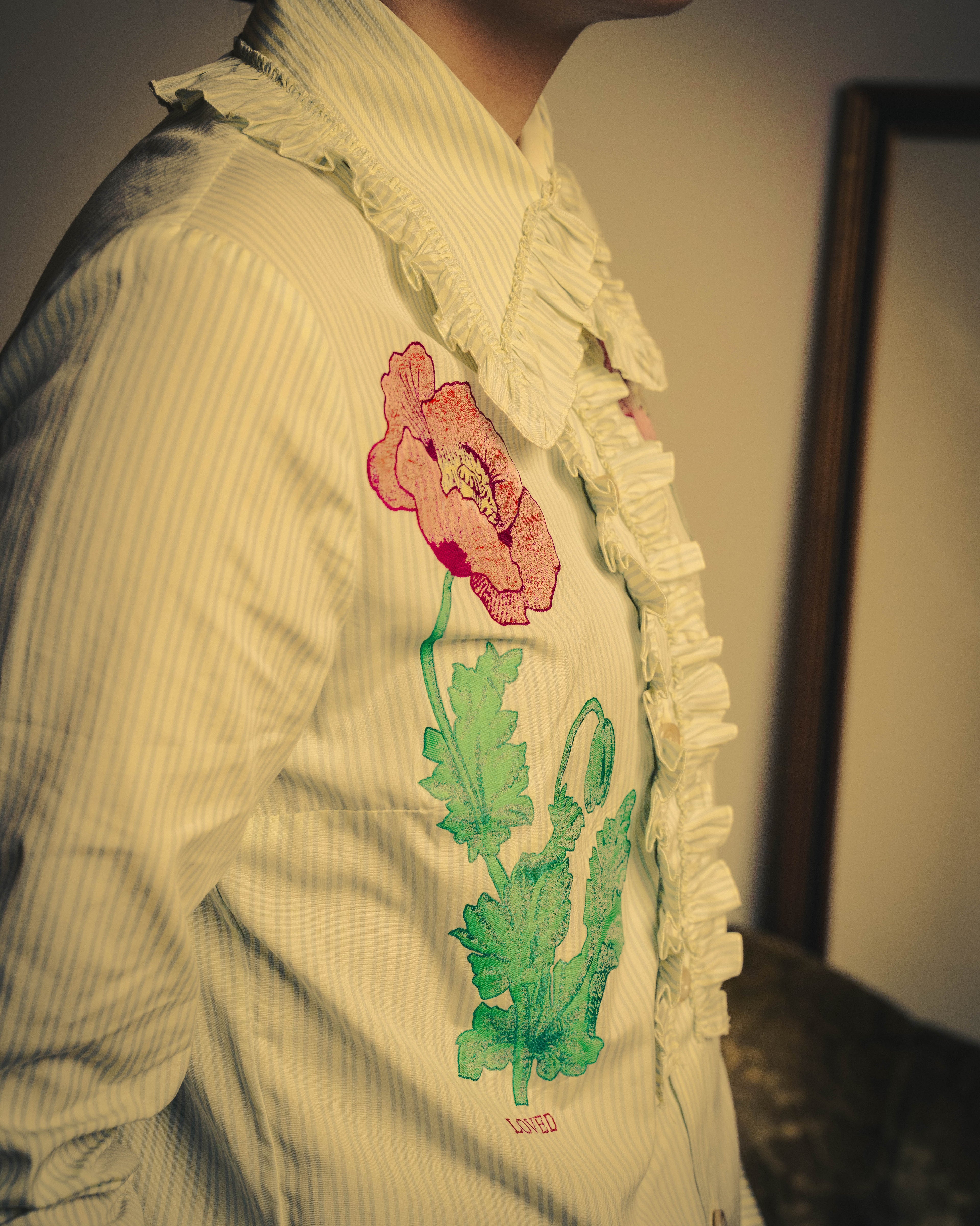 -SPECIAL- “GUCCI” 2017-2019 Floral embroidered ruffled striped shirt