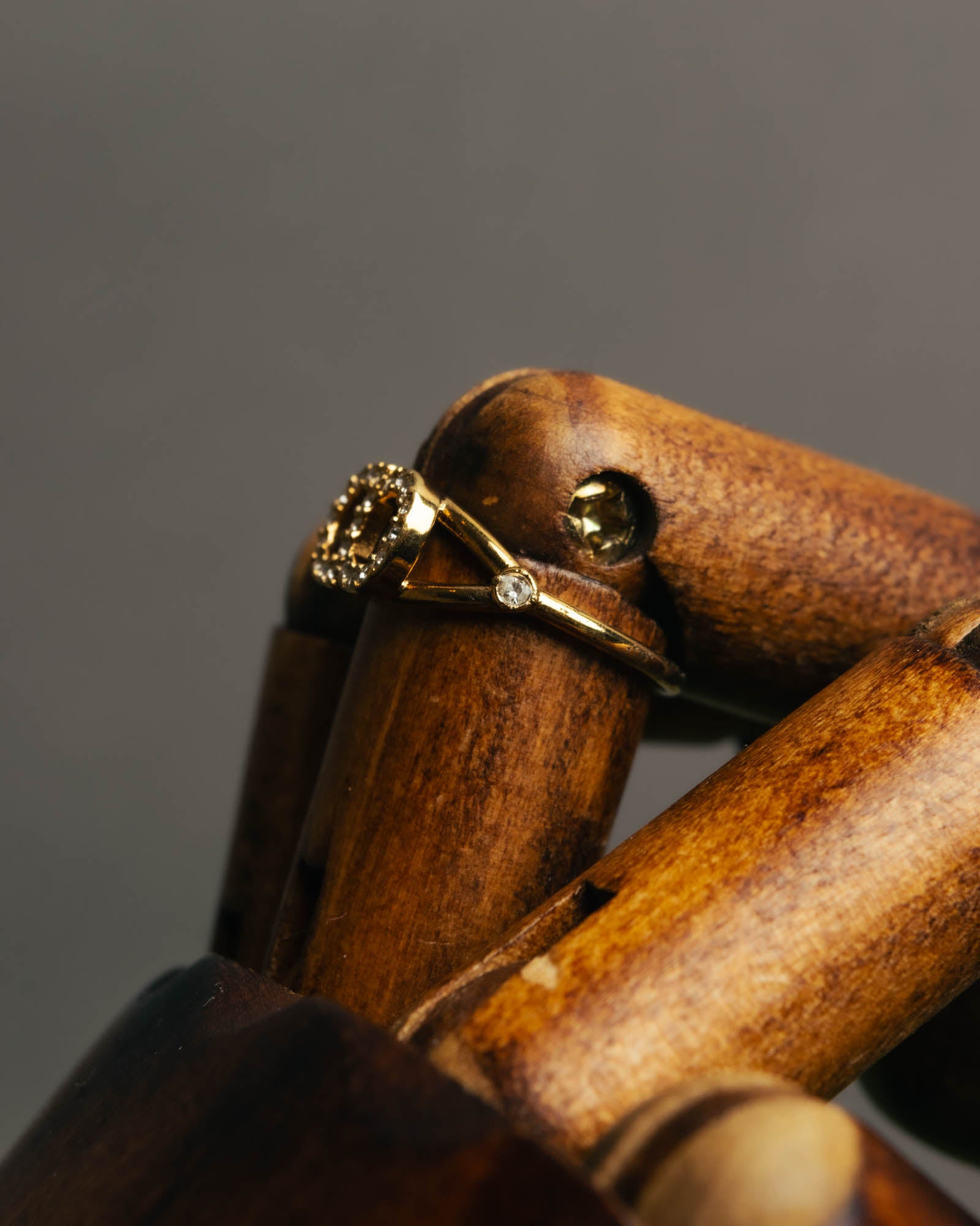 "Christian Dior" 00's-10's Sparkling rhinestone logo ring