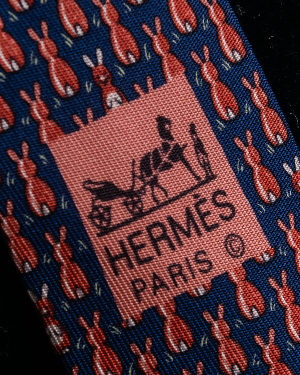 "HERMES" Rabbit motif silk necktie