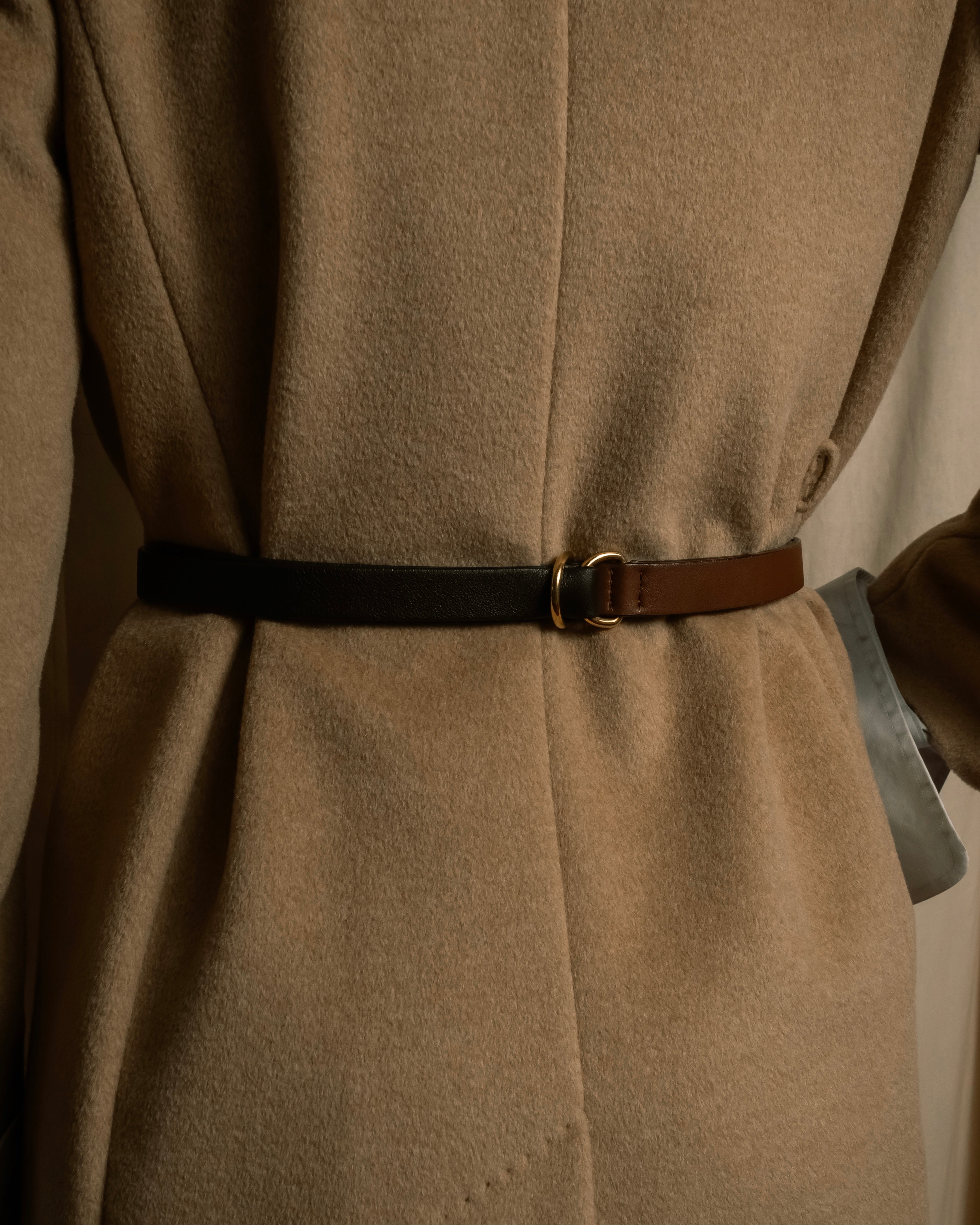 "BURBERRY" Gold circle metal design waist mark leather belt