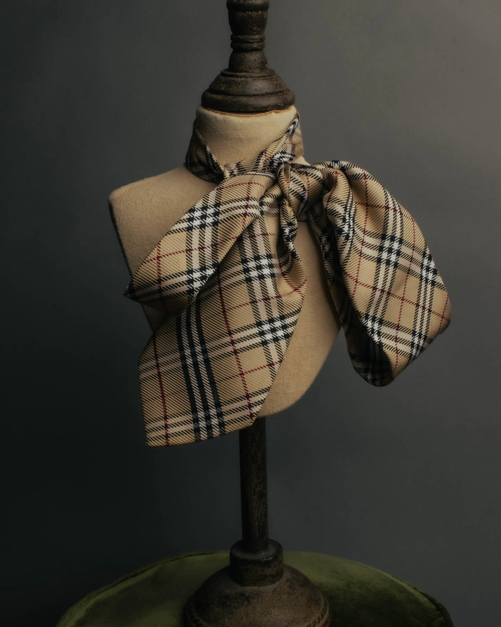"BURBERRY LONDON" 00's Beige checked silk necktie