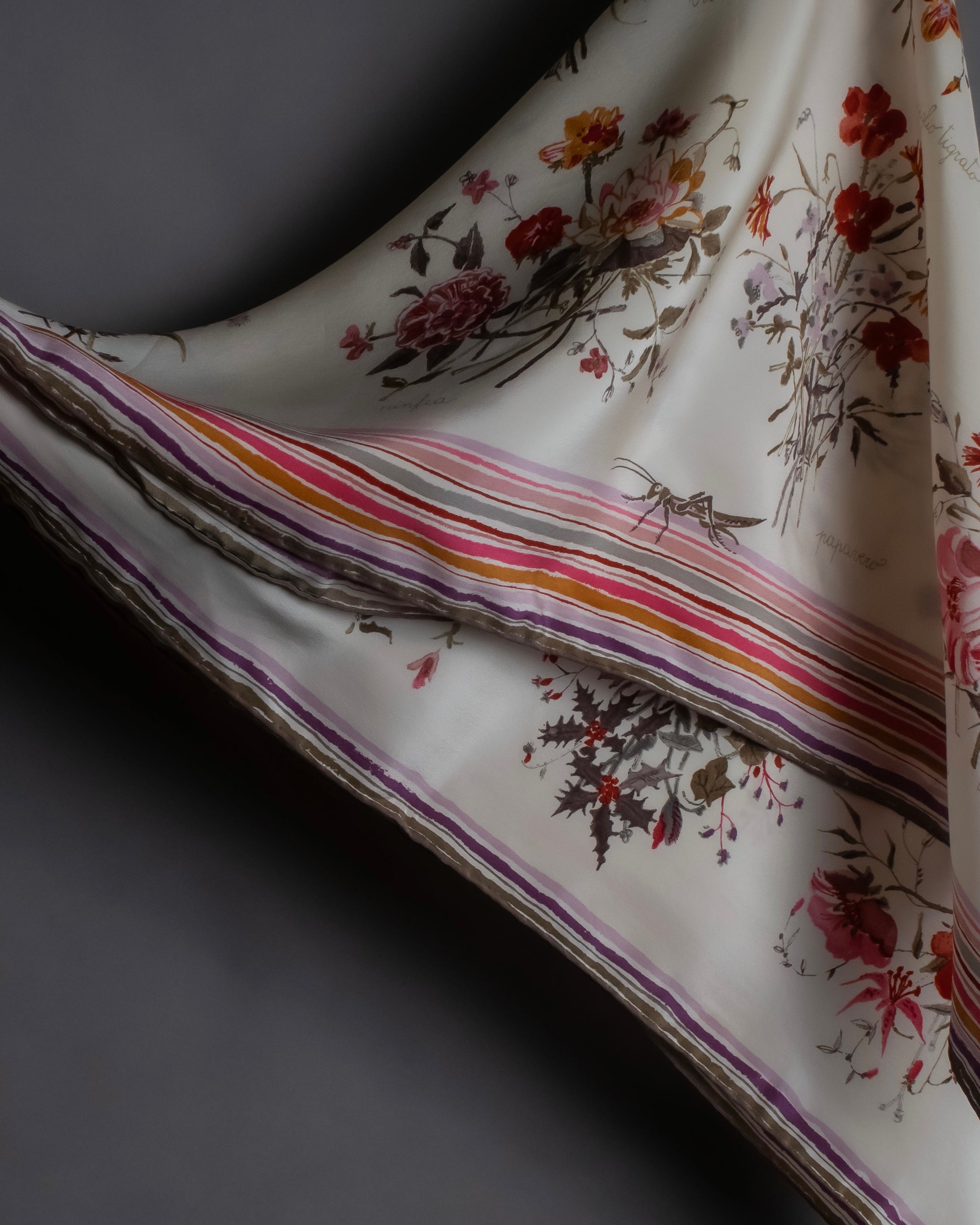 “GUCCI” Botanical printed silk scarf