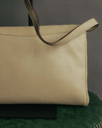 "CELINE" 80's-90's Vintage triangle flap gather leather shoulder bag
