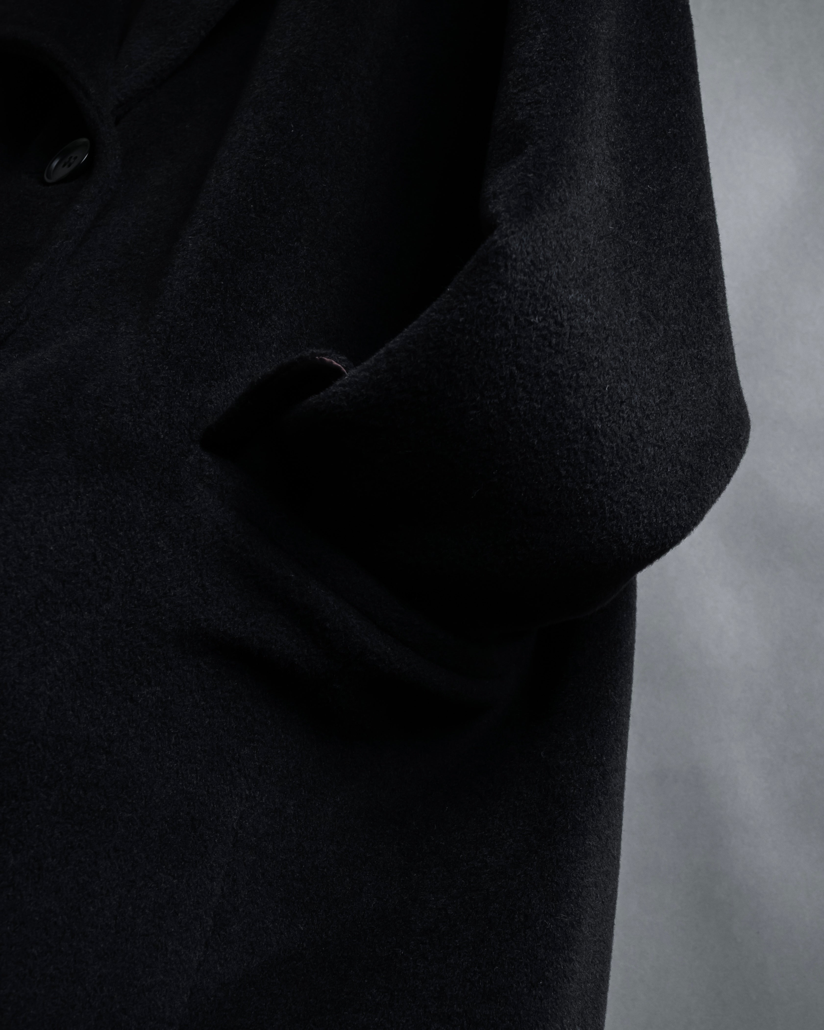 "Max Mara" 90's White tag tailored collar angora mix coat