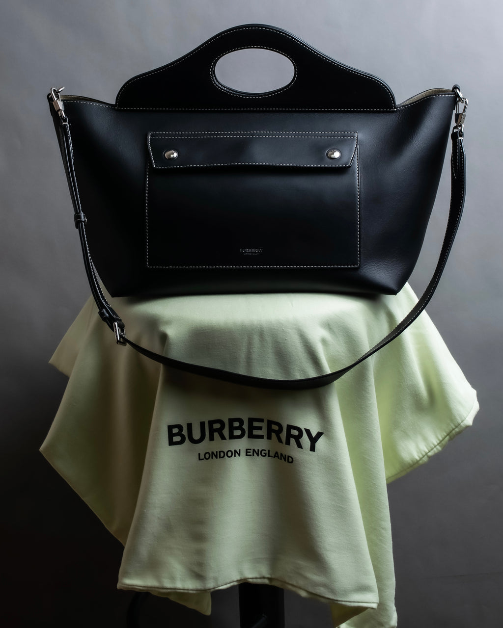 "BURBERRY" Suede switching design 2way shoulder bag