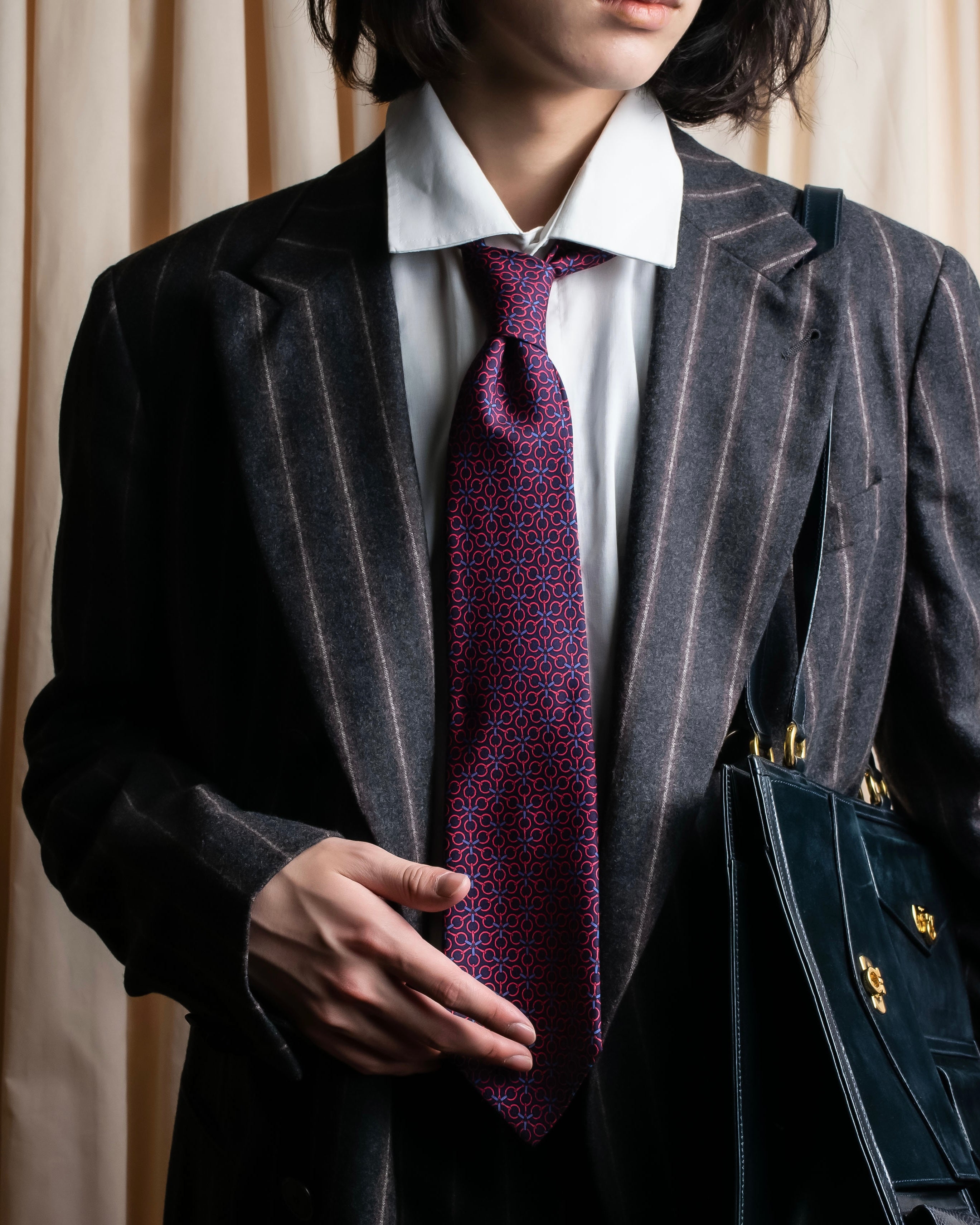 "HERMES" Geometric pattern silk necktie