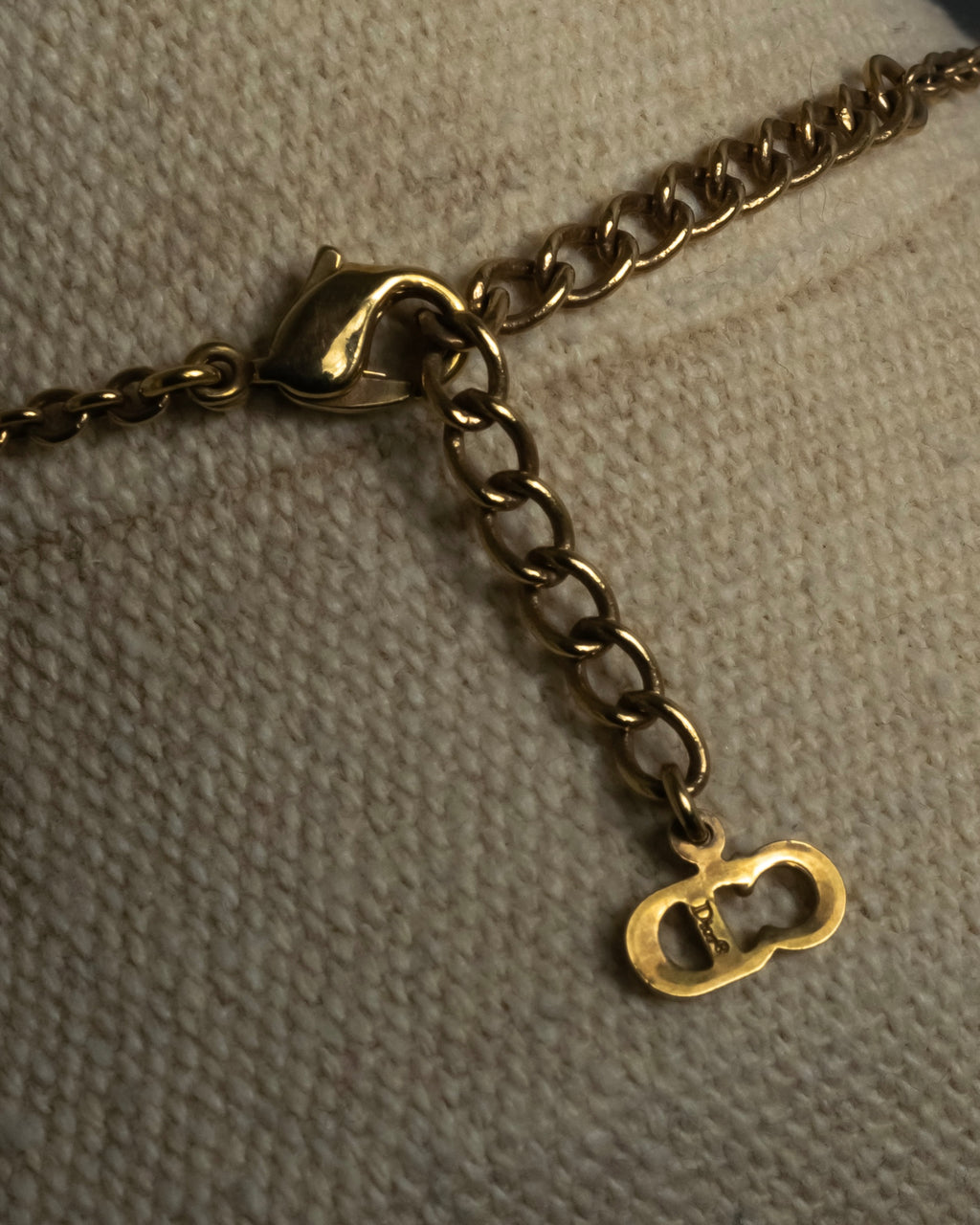 "Dior" CD logo iconic top design necklace