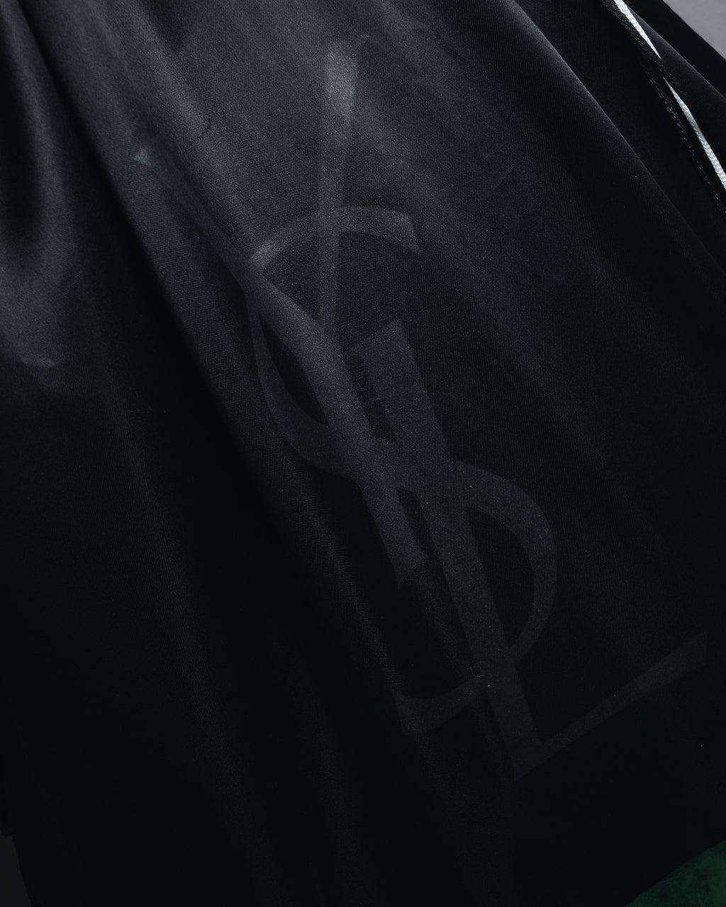 "YVES SAINT LAURENT" 2008-2012 Muse to icon clasp leather and canvas top handle bag