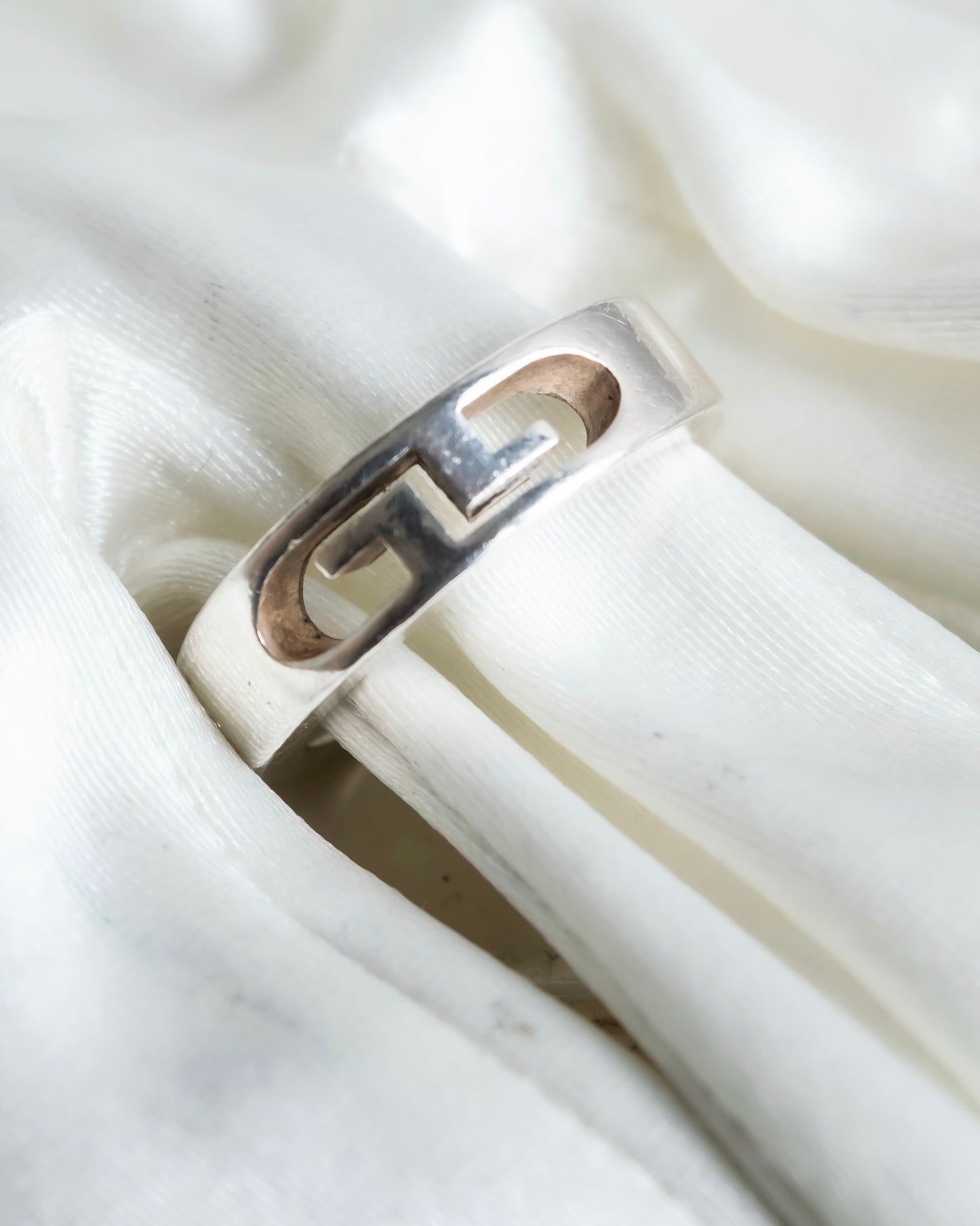 "GUCCI" Hollow GG design sterling silver ring