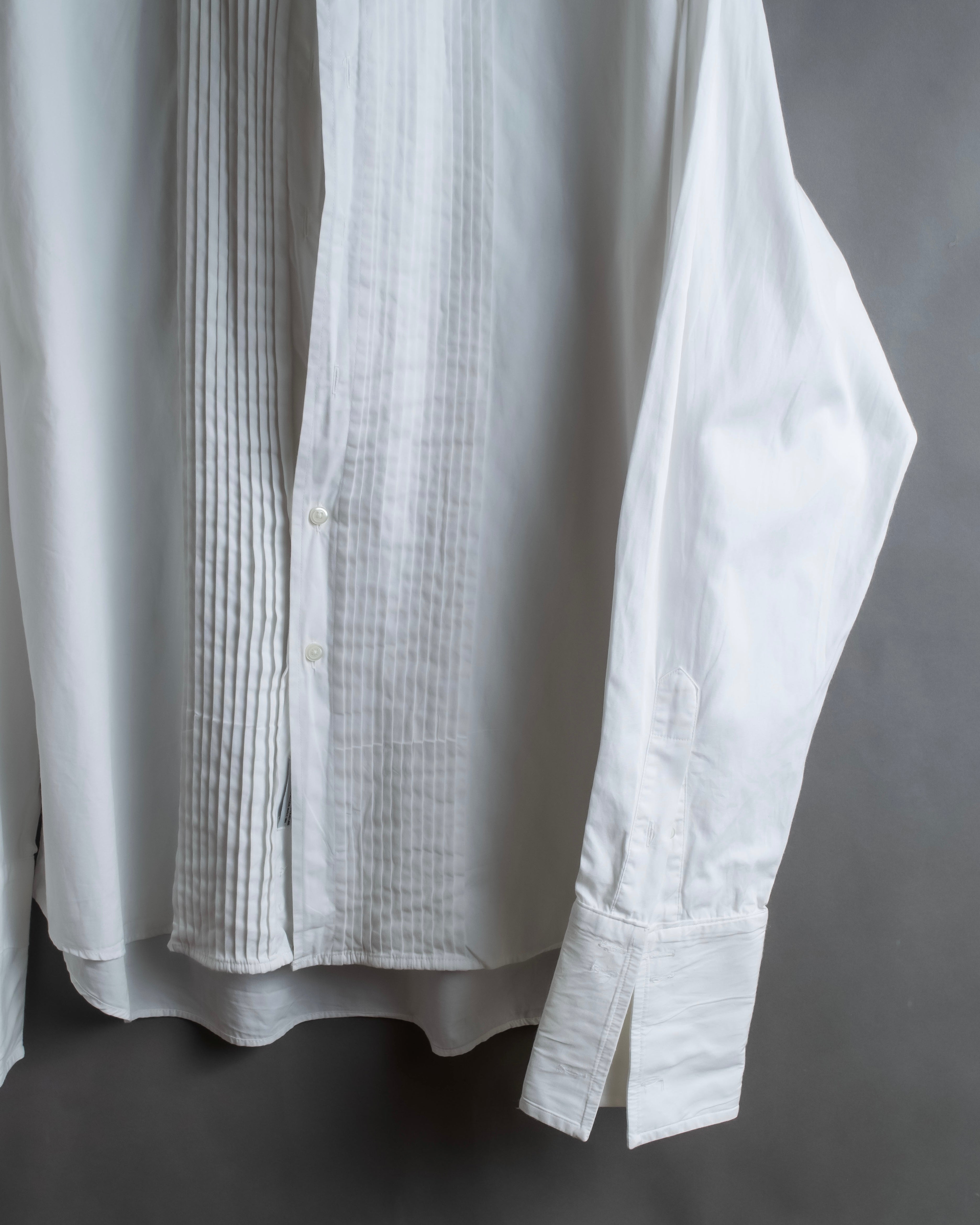 "Christian Dior" Pintuck design wide spread collar dress shirt