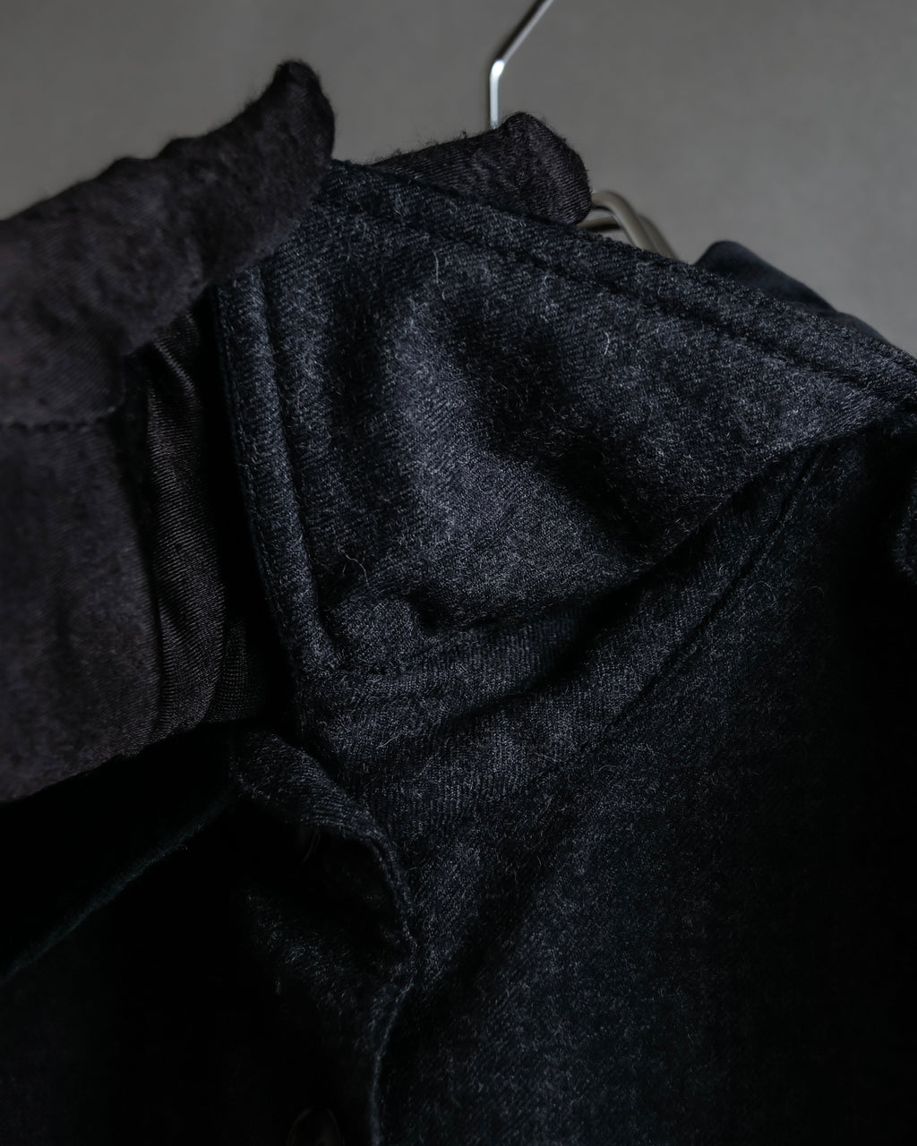 "GUCCI" 70's velvet collar design long coat