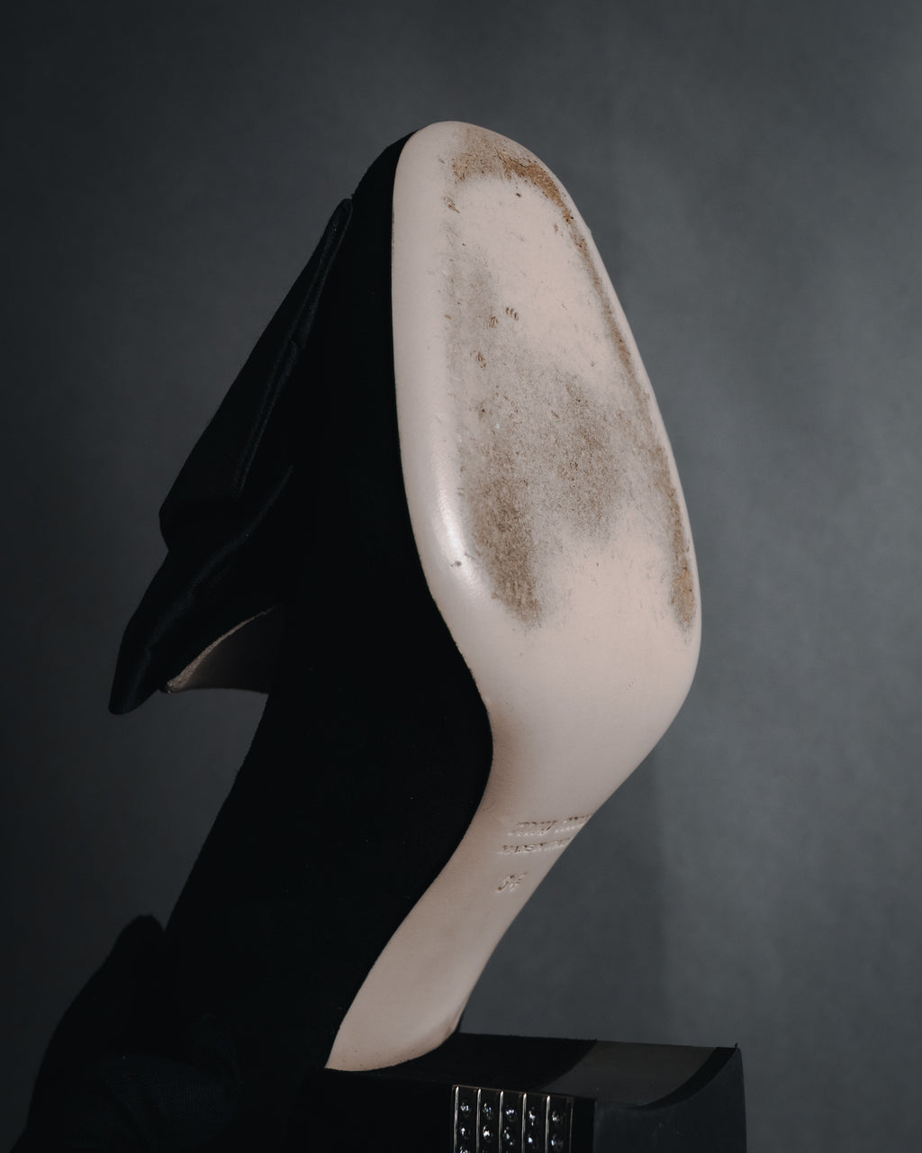 "miu miu" 2010s Jewel heel suede bow pumps