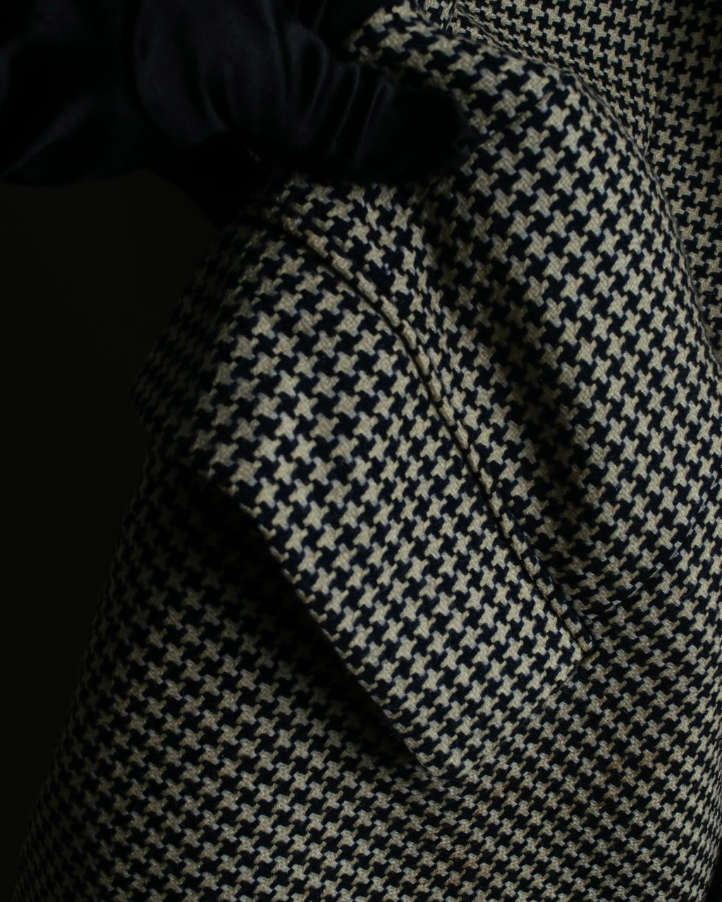 "HUGO BOSS" Houndstooth structured shoulder line tailored jacket