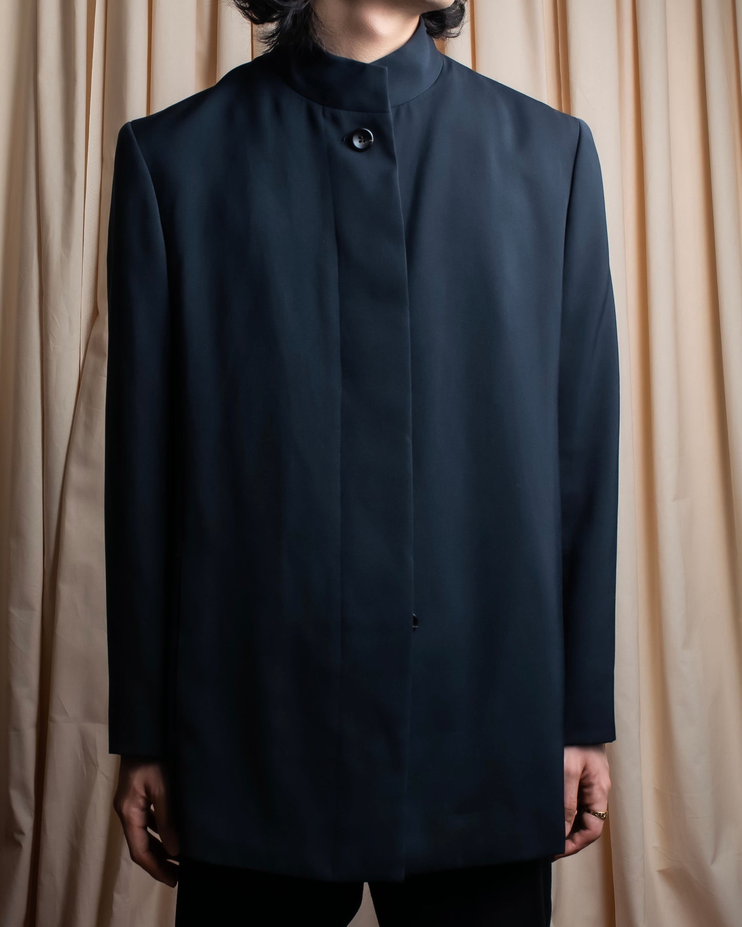 "ISSEY MIYAKE" Fly front no collar design jacket