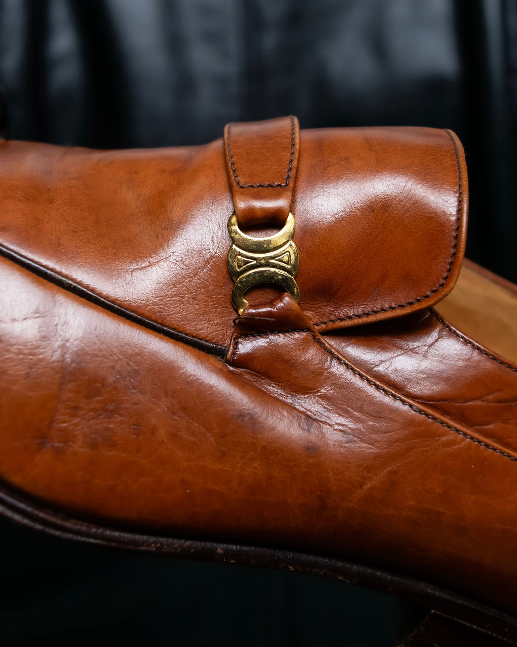 “CELINE” triomphe belt designed loafers