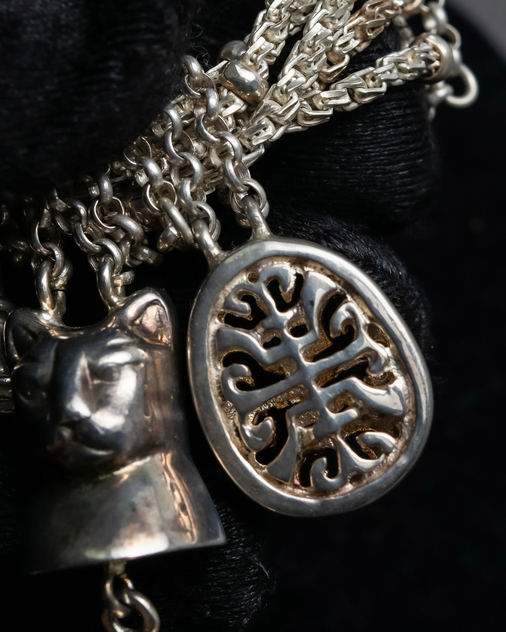 "Folli Follie" Symbolic charm design chain necklace