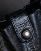 "tricot COMME des GARCONS" 
Flap pocket metal parts design leather hand bag