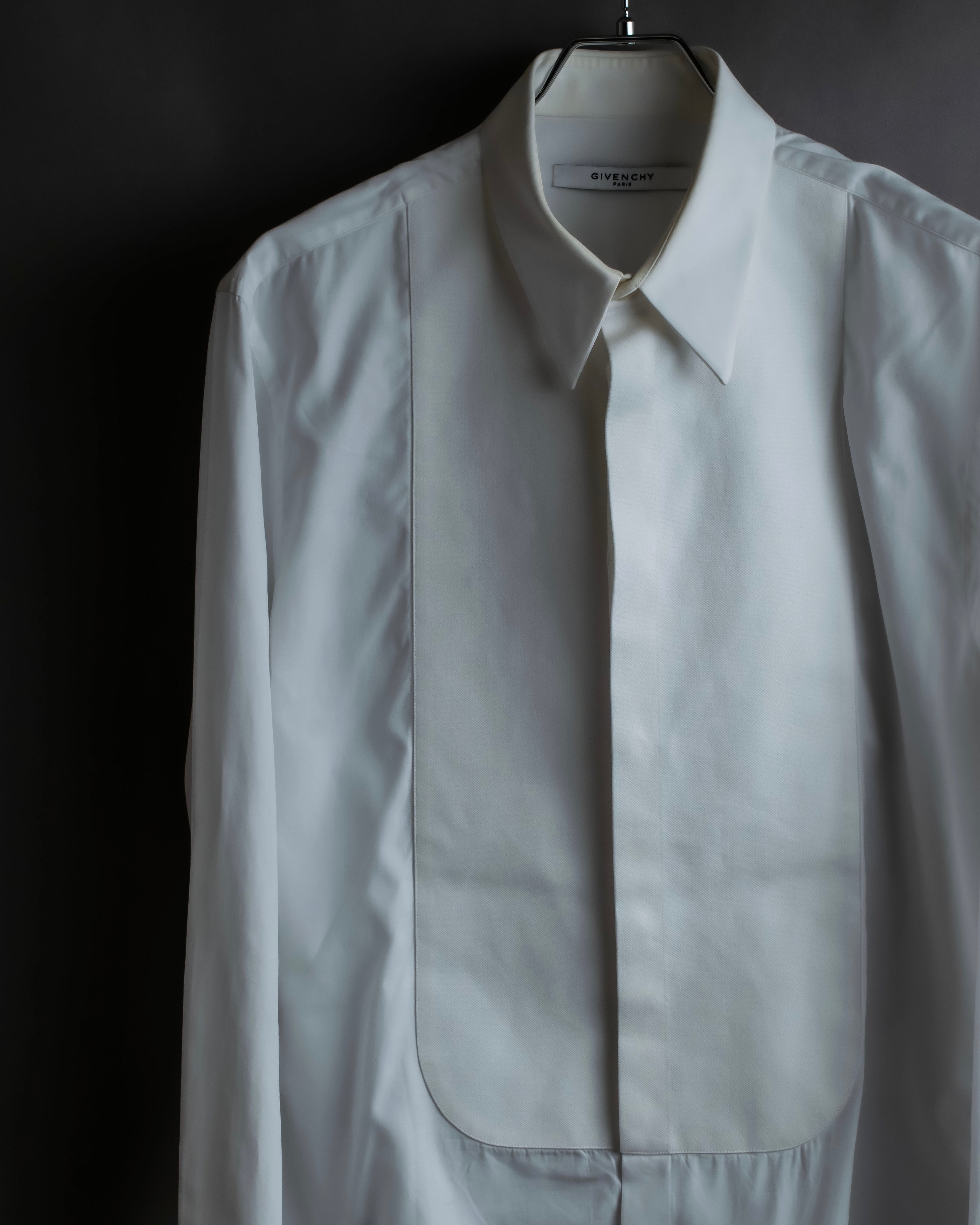 "GIVENCHY" Bosom panel design white shirt