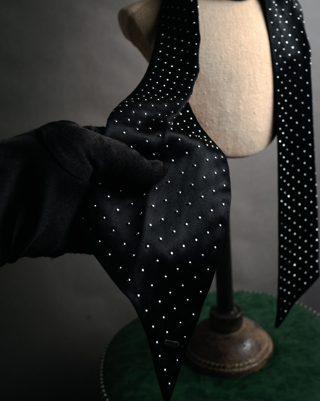 –SPECIAL– “SAINT LAURENT PARIS”
2013-2016 Studded silk ribbon tie