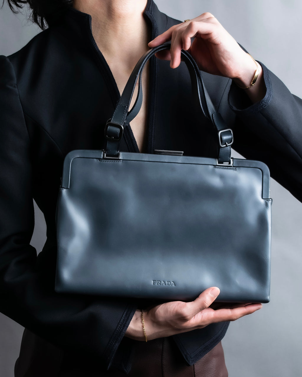 "PRADA" Clasp design grey-blue leather bag