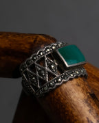 "Vintage green stone top silver ring"