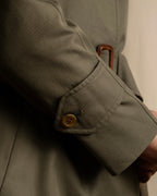 "BURBERRYS" Cape-attached design stand collar coat