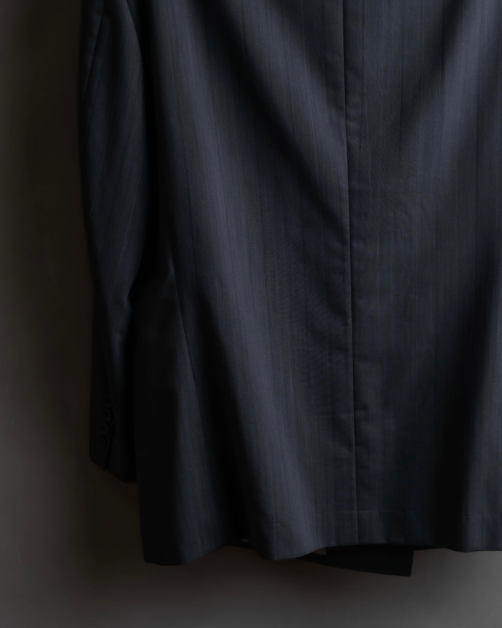 "CHRISTIAN DIOR MONSIEUR" Shadow stripe pattern classical formal detail set up