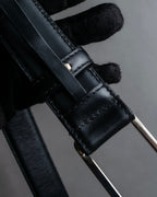 "GUCCI" Organic curved buckle design leather belt