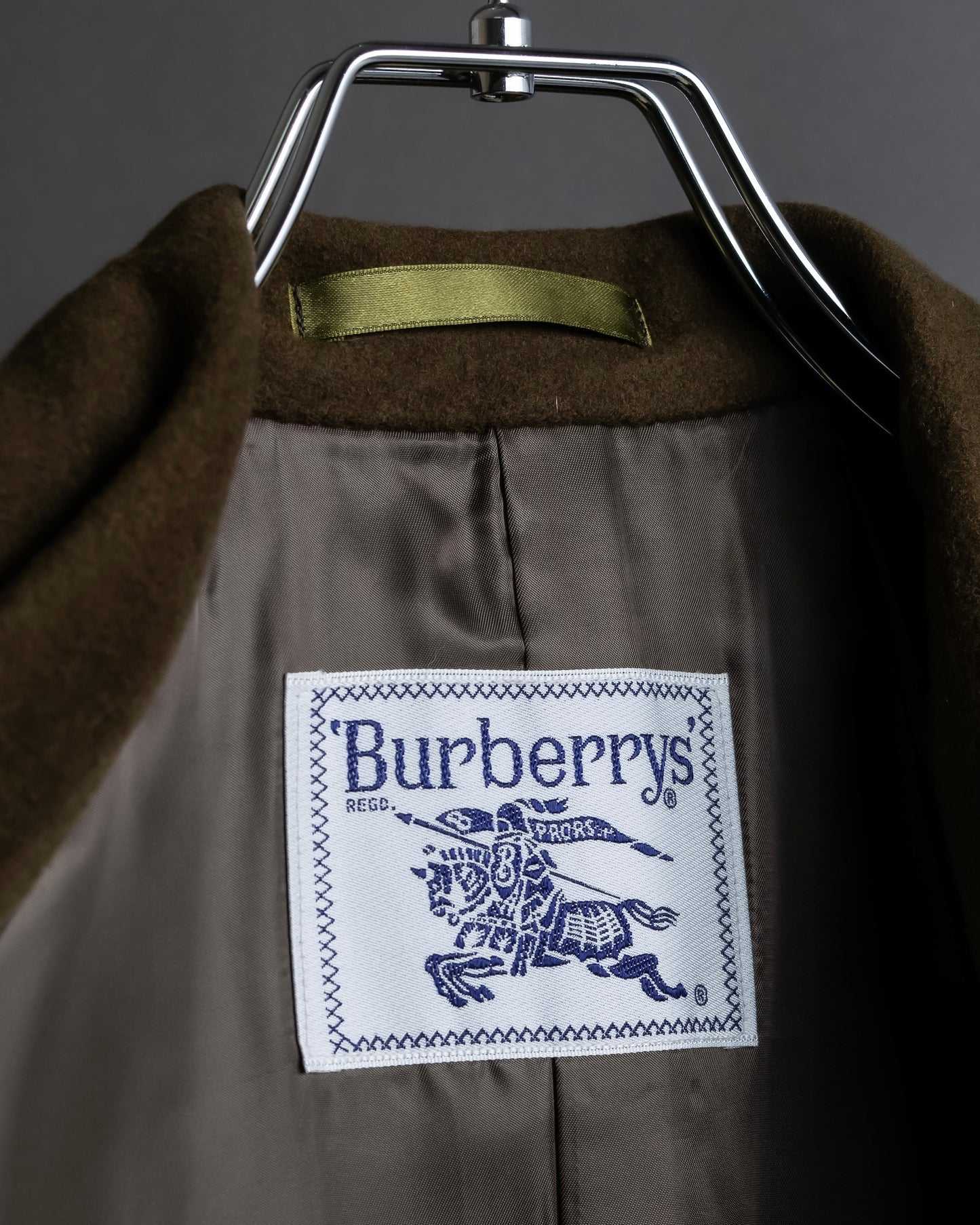 "BURBERRYS" Peaked lapels double breasted olive brown coat