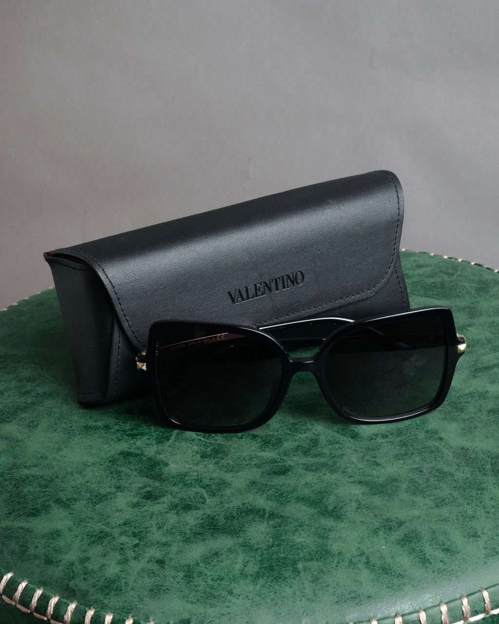 “VALENTINO” 2017’s-2022’s Rockstud sunglasses