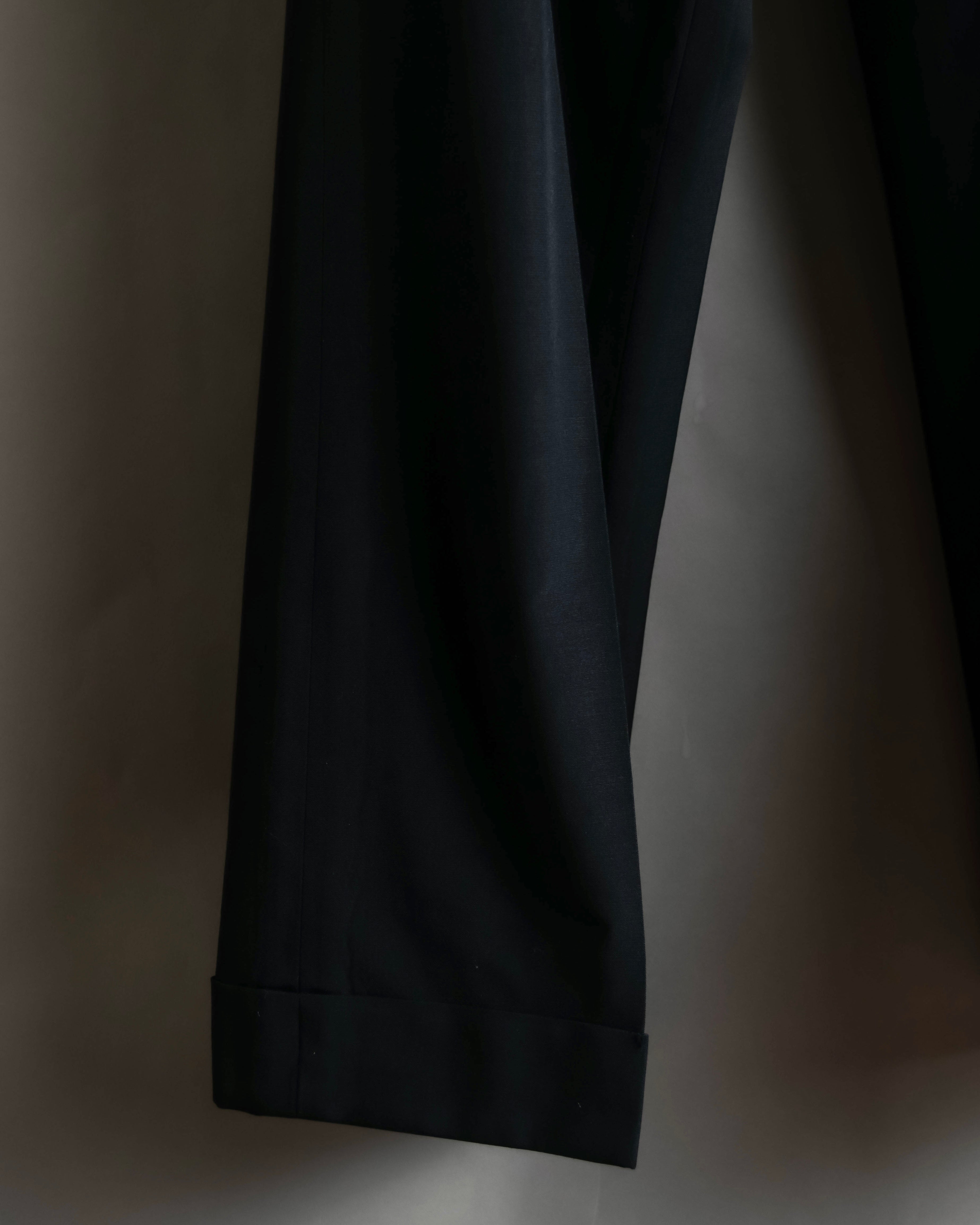 "JEAN PAUL GAULTIER FEMME"
 High-waisted straight draping slacks
