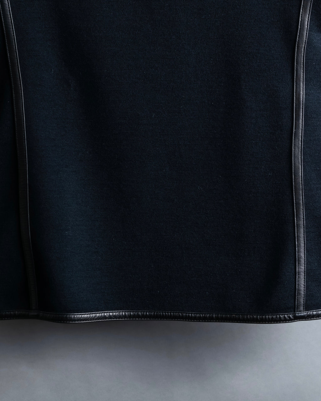 "GUCCI" Leather piping design box sleeve T-shirt