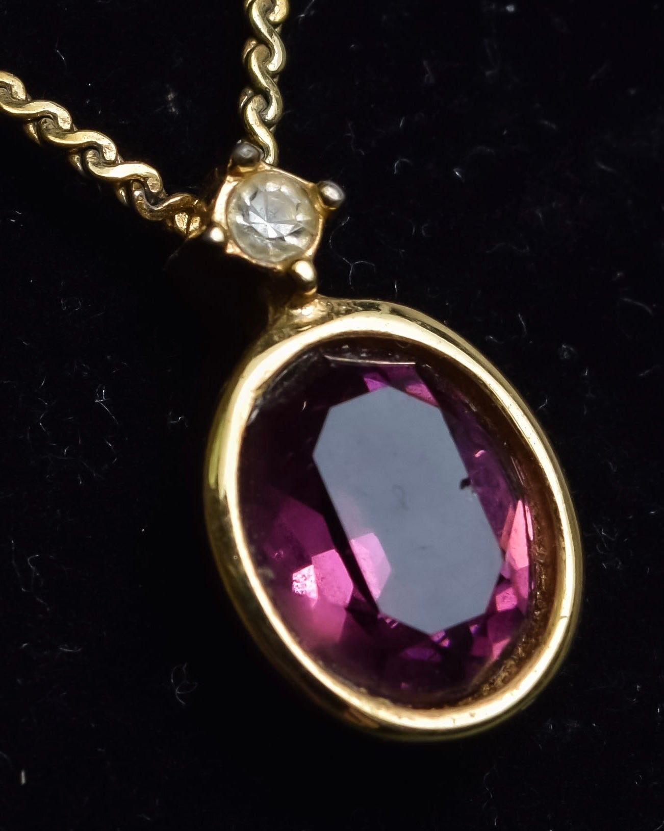 "Christian Dior" Teardrop garnet set gold necklace