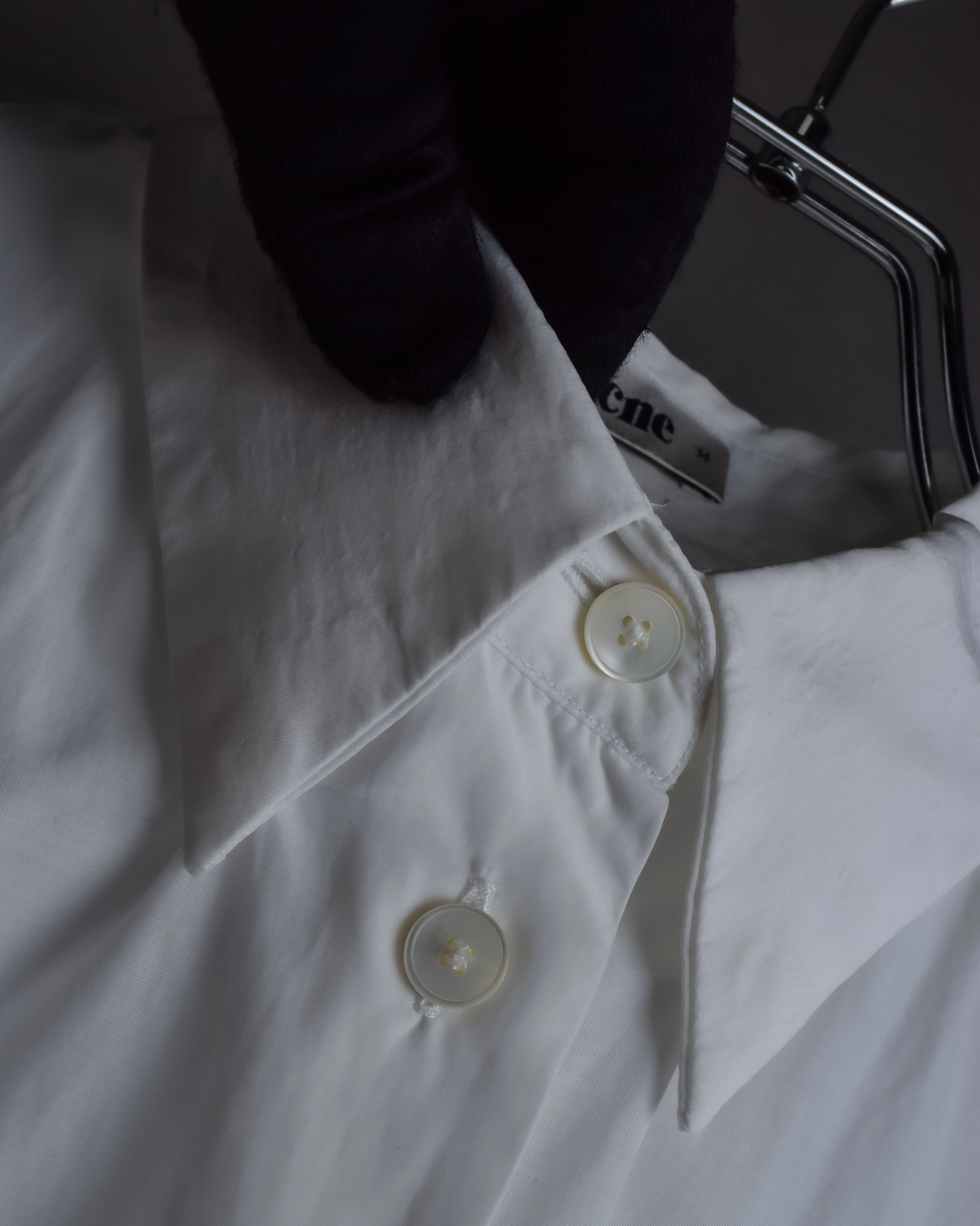 "Acne" Ribbon slit back design shirt