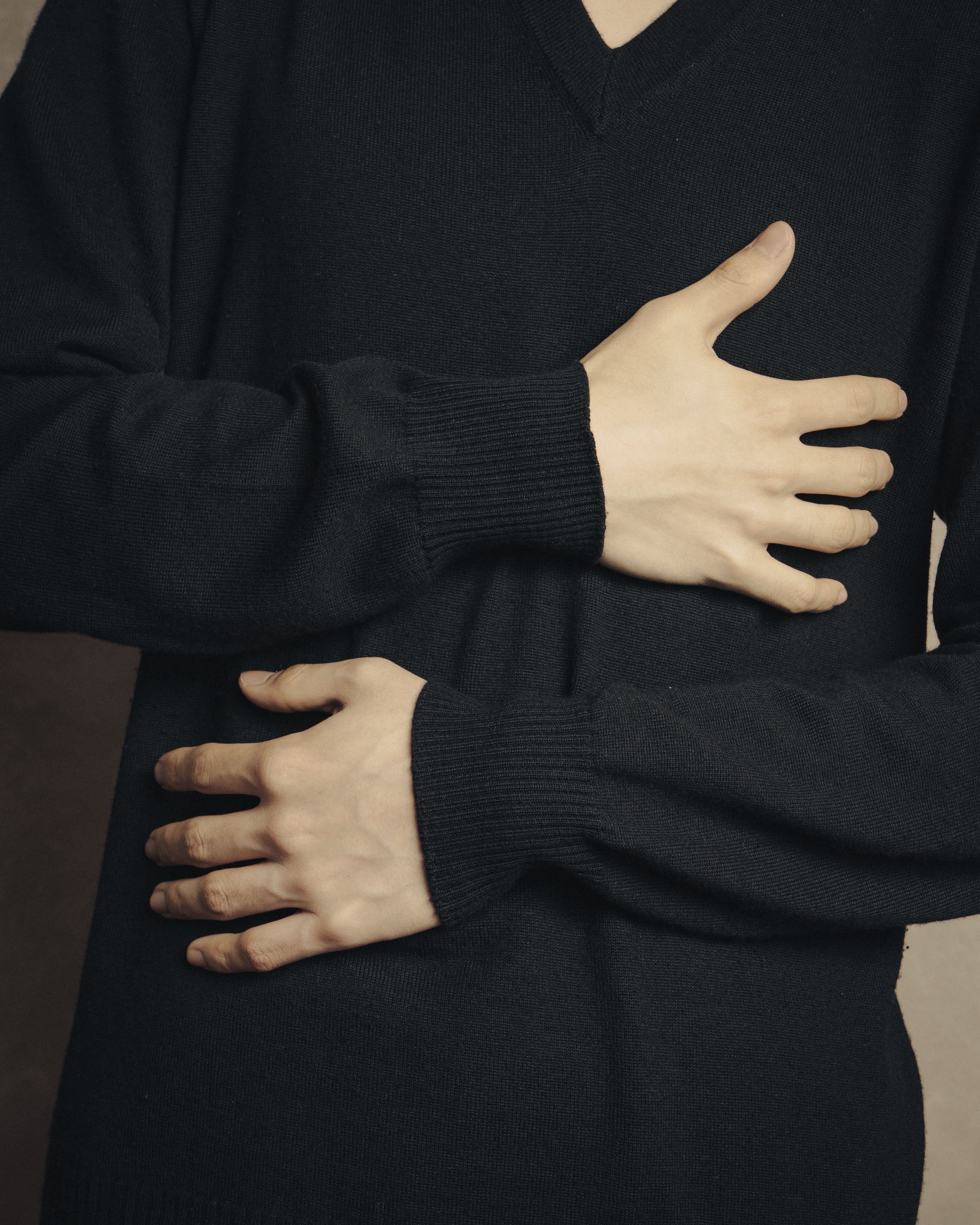 -SPECIAL- “HERMÈS” 90’s-00’s Cashmere wool v-neck knit