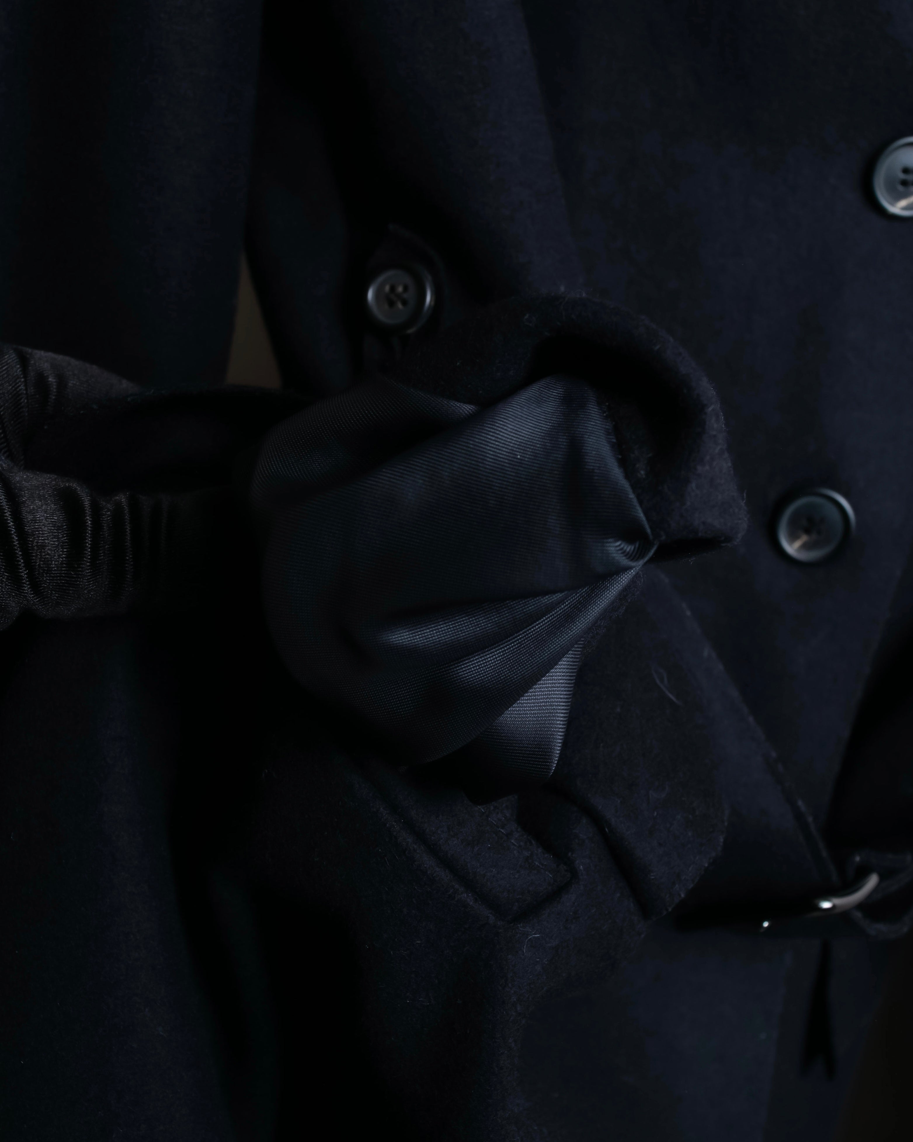 "MIU MIU" Crest brooch design belted trench coat