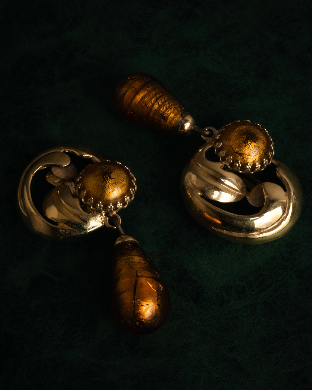 “GIANFRANCO FERRE“ 80’s-90’s Sculptural amber drop earrings