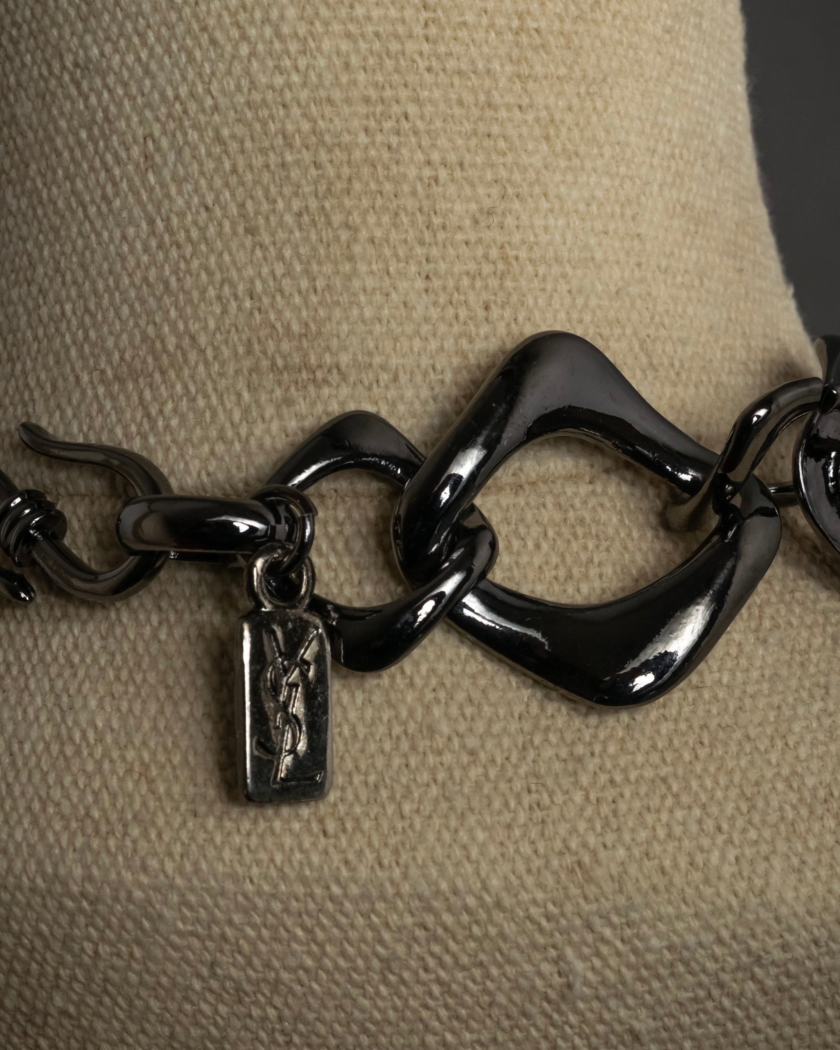 "YVES SAINT LAURENT" Sculptural link chain necklace