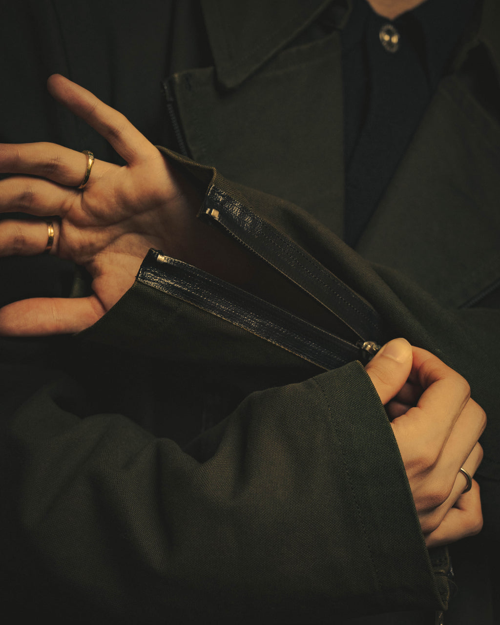 -SPECIAL- "COMME des GARÇONS HOMME" 03AW Asymmetric zip long coat