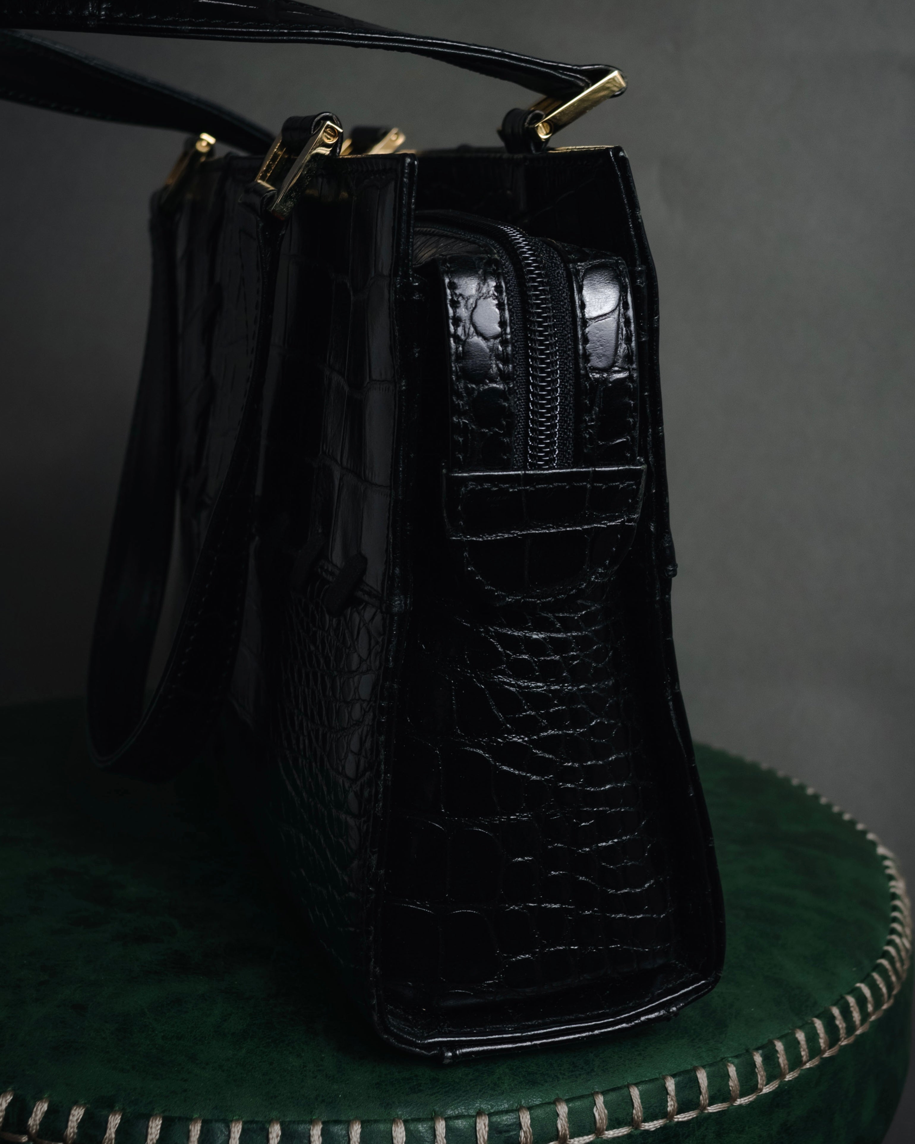 "YVES SAINT LAURENT" 90’s crocodile embossed lace up handbag