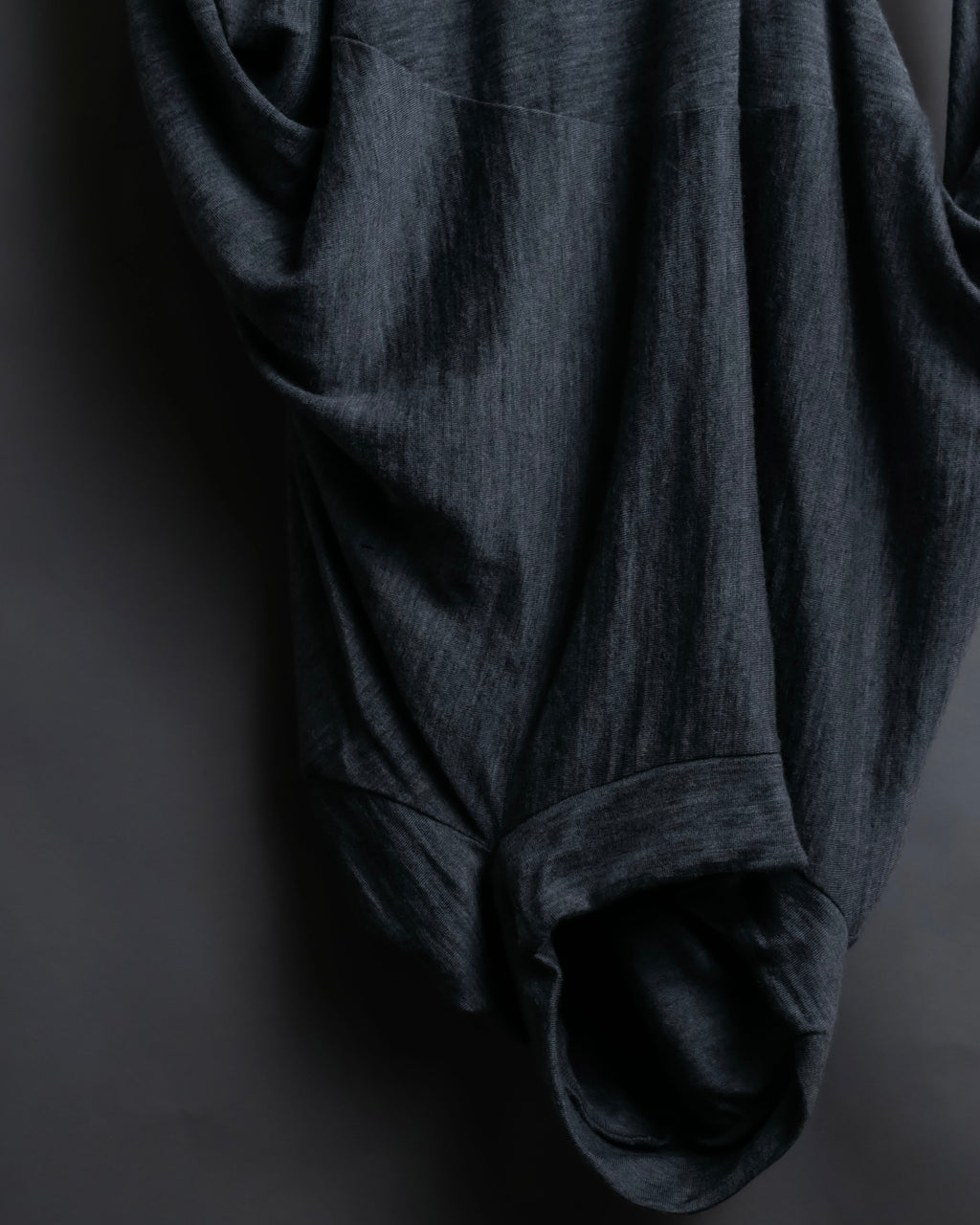 "JUNYA WATANABE COMME des GARCONS" 2008AW Collection Pieces Connected arms design knit