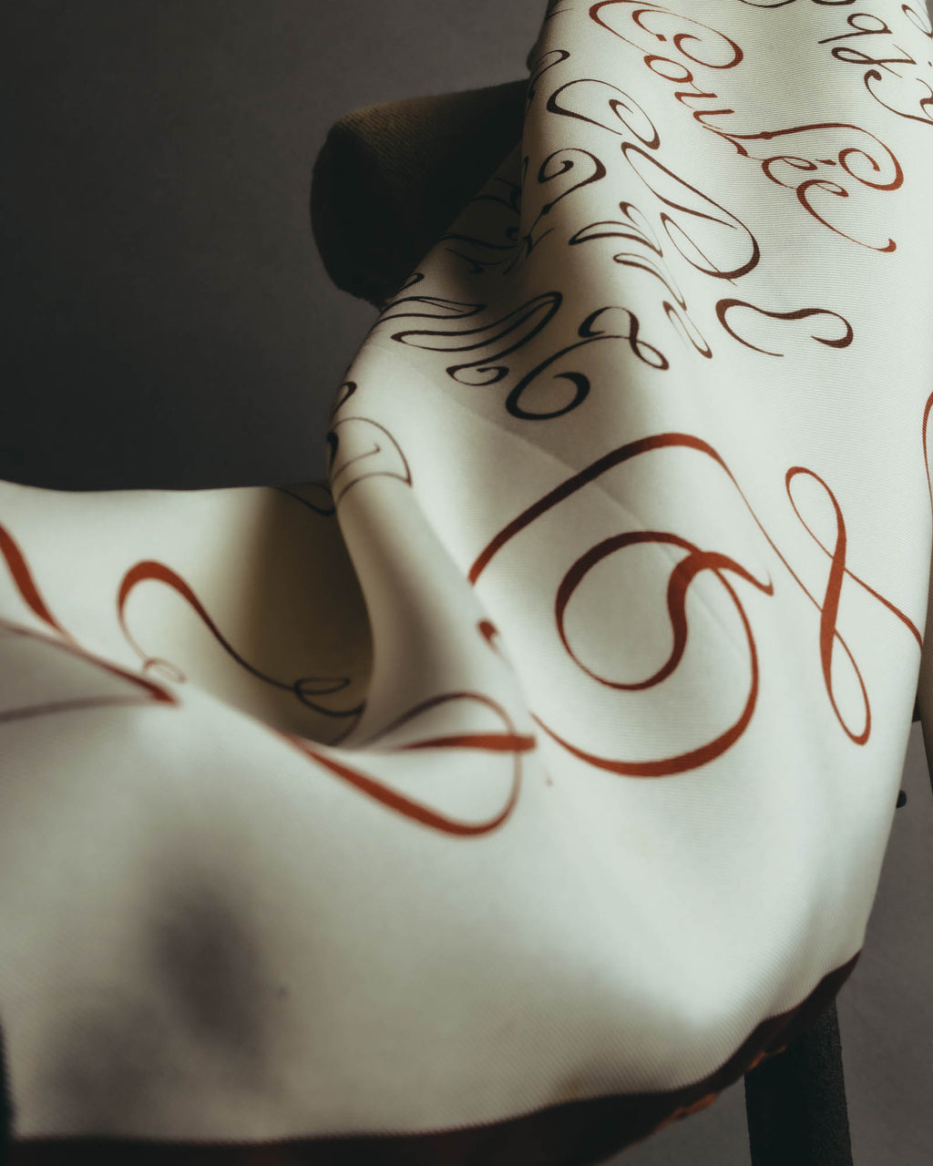 "Hermès" 90's Calligraphy print silk scarf