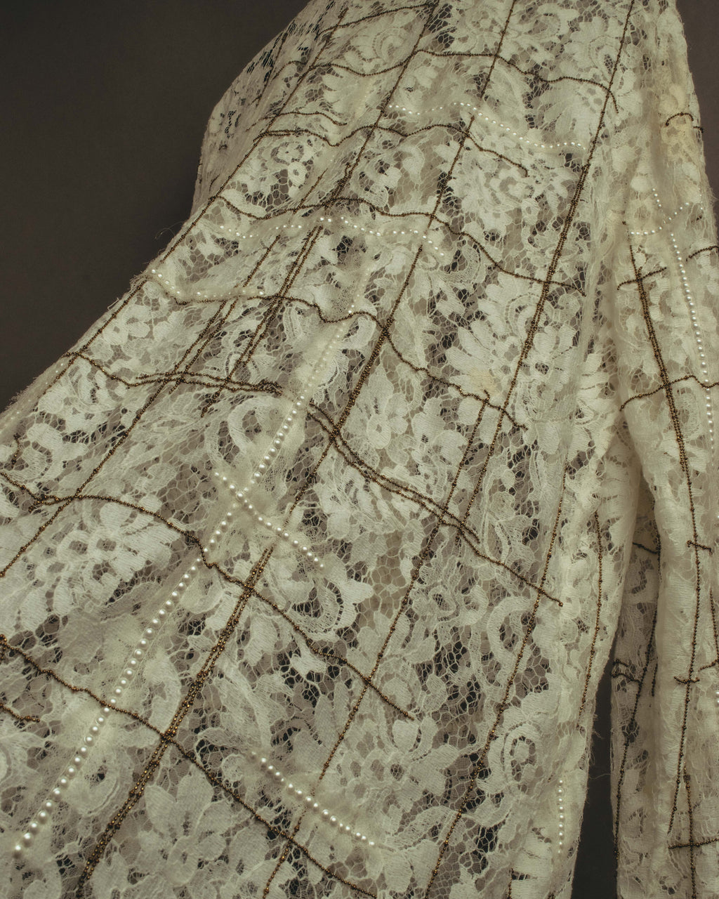 -SPECIAL- "CHANEL" 10's-20's Embellished floral lace and pearl check oversized shirt