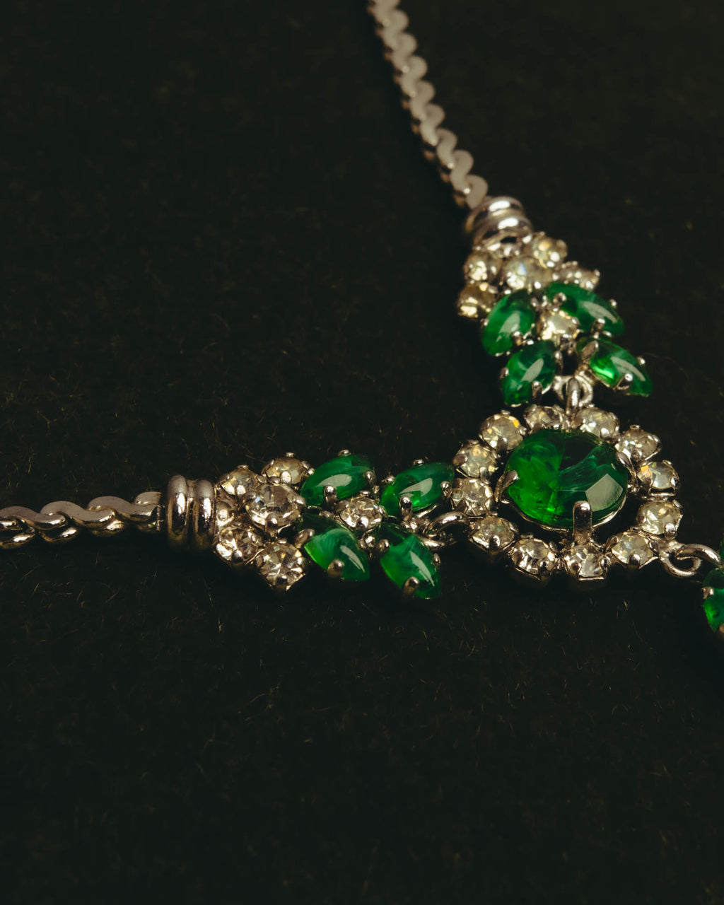 "Christian Dior" 80's-90's Emerald green pendant necklace