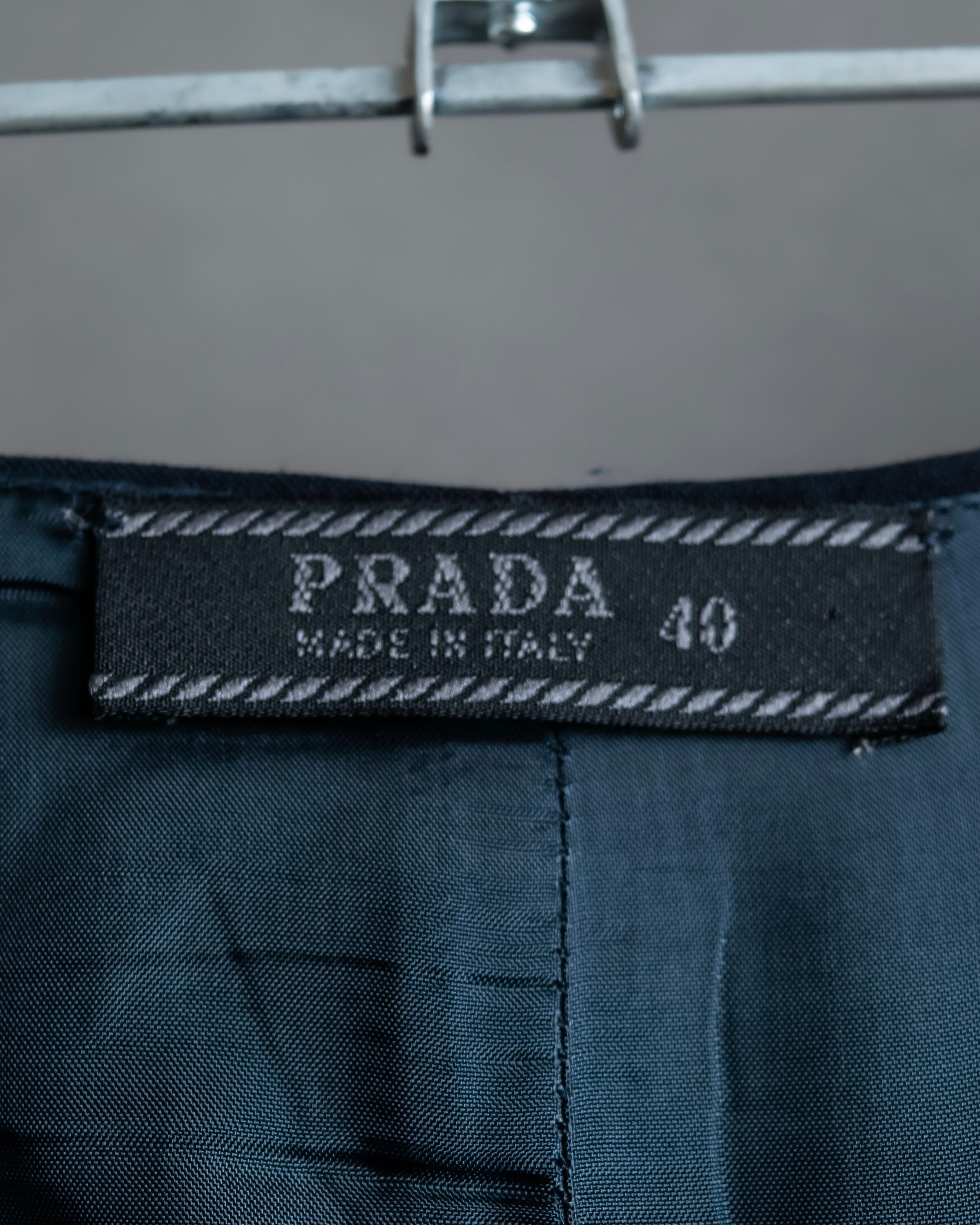 "PRADA" Short length tailored jacket & cropped skirt navy color set up