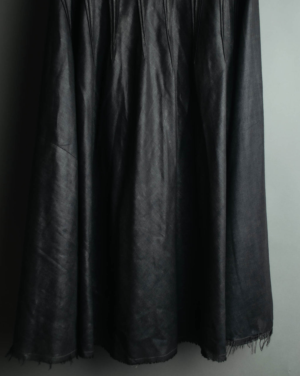 "JUNYA WATANABE COMME des GARÇONS" 00's Glossy raw hem flared long skirt