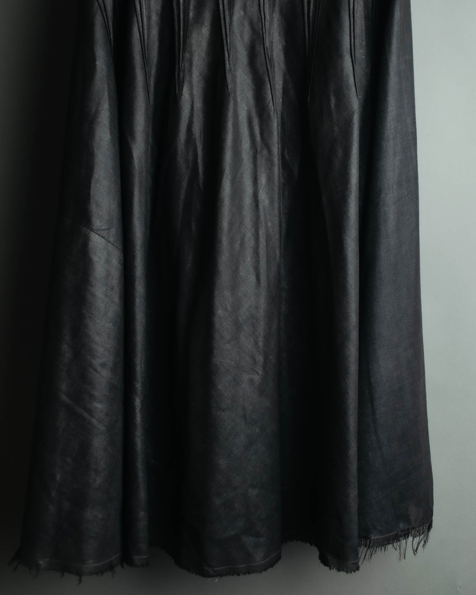 "JUNYA WATANABE COMME des GARÇONS" 00's Glossy raw hem flared long skirt