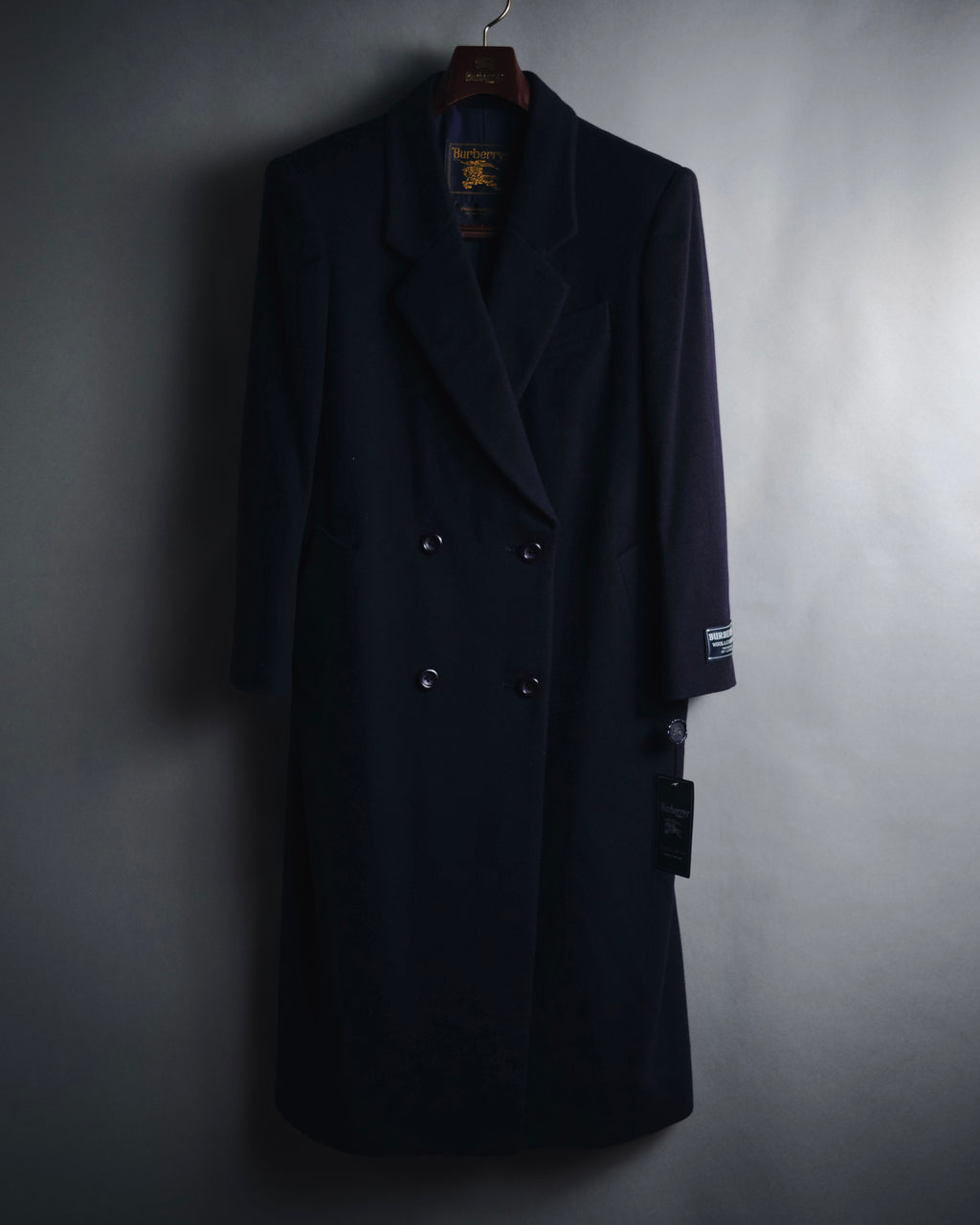 –SPECIAL– "BURBERRYS" Late 80’s-early 90’s wool and cashmere double-breasted chester coat